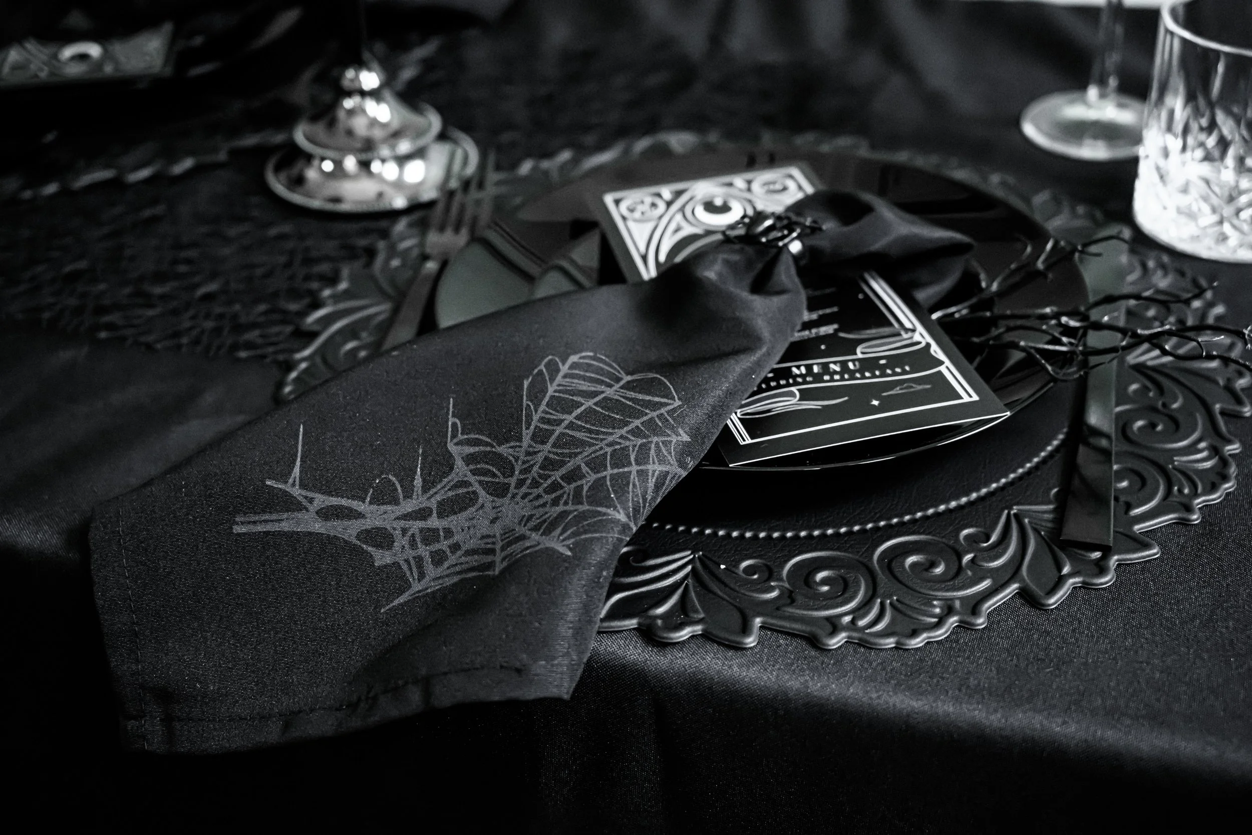 til-death-dark-wedding-inspiration-068.jpeg