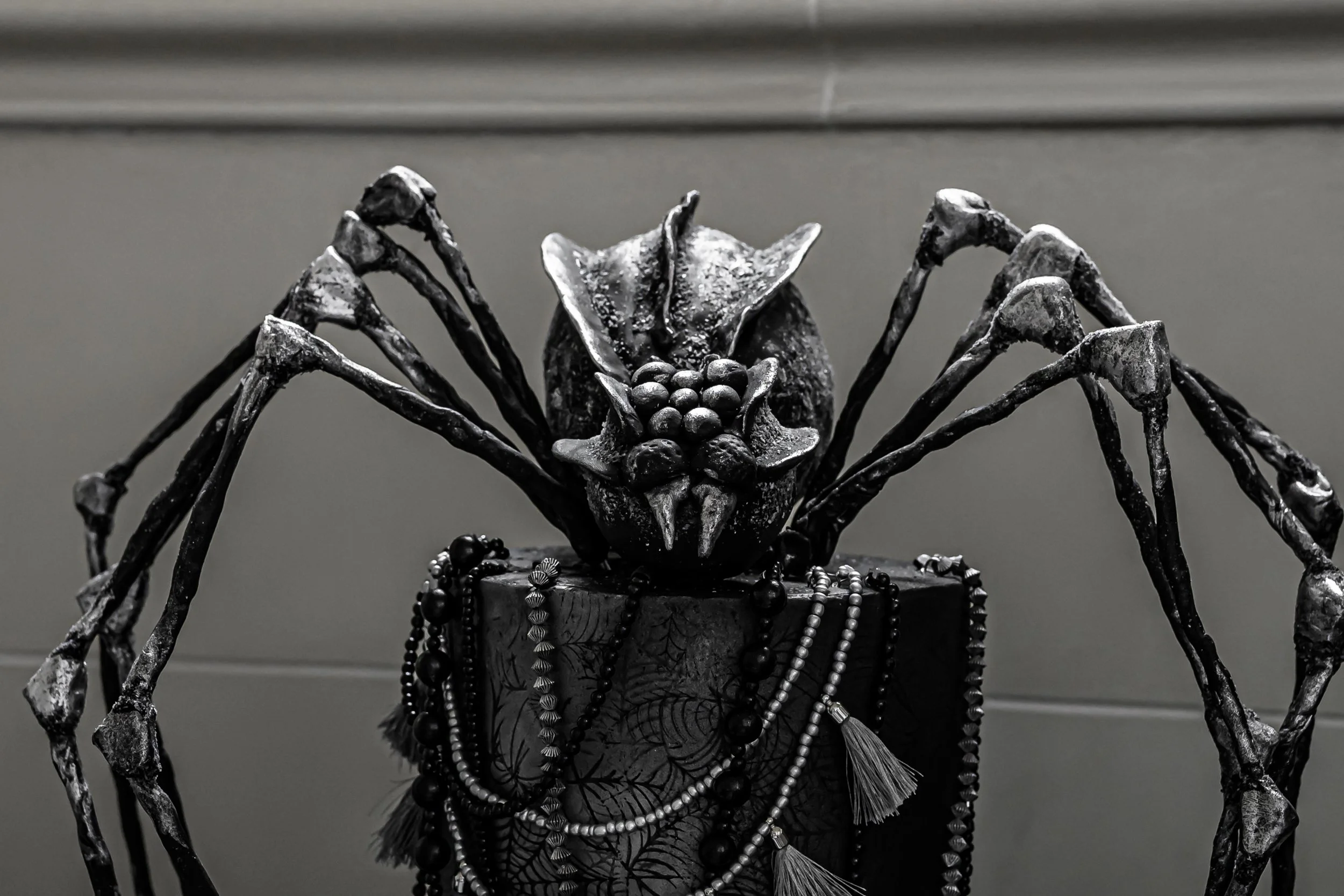 til-death-dark-wedding-inspiration-085.jpeg