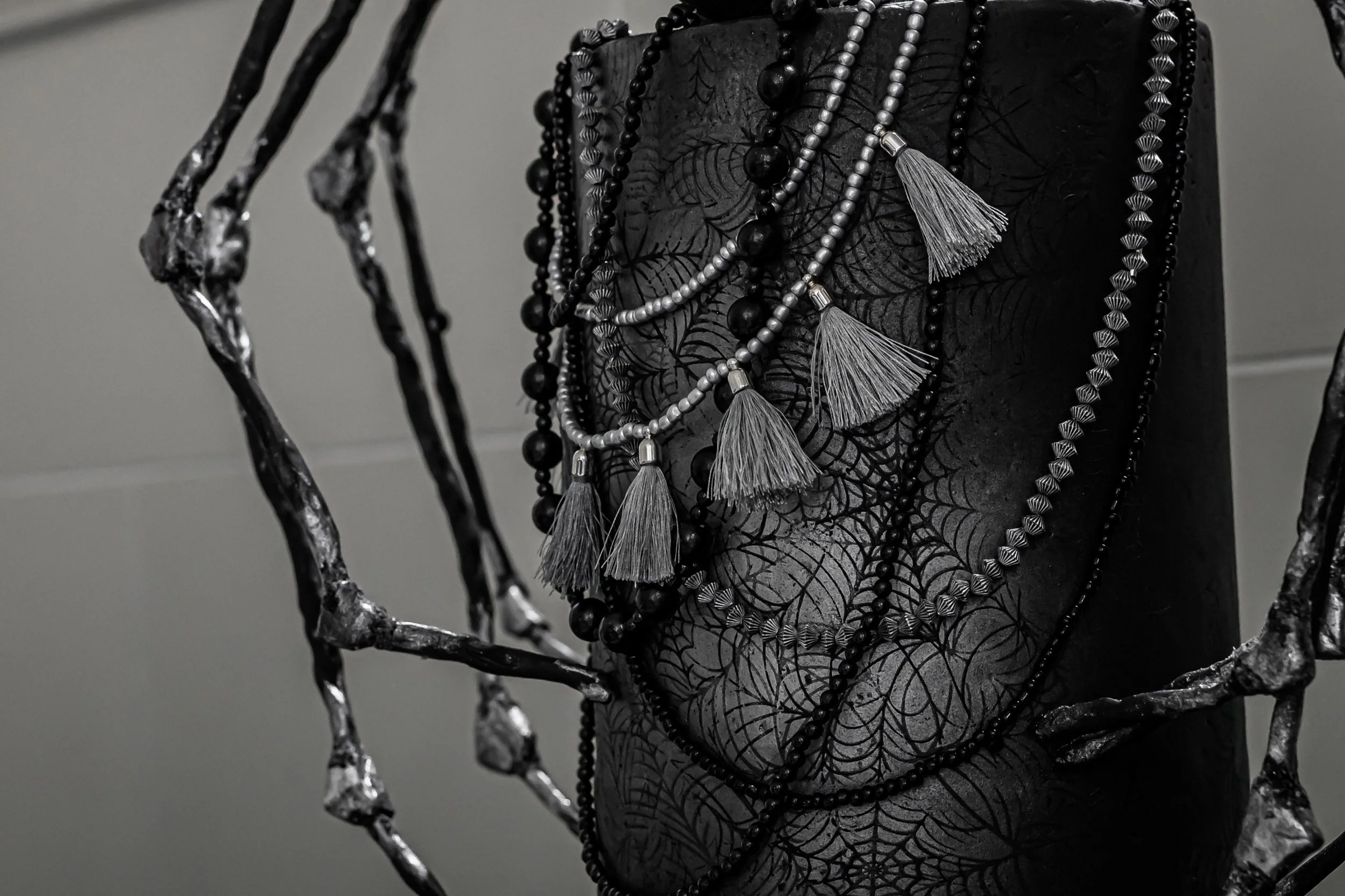 til-death-dark-wedding-inspiration-086.jpeg