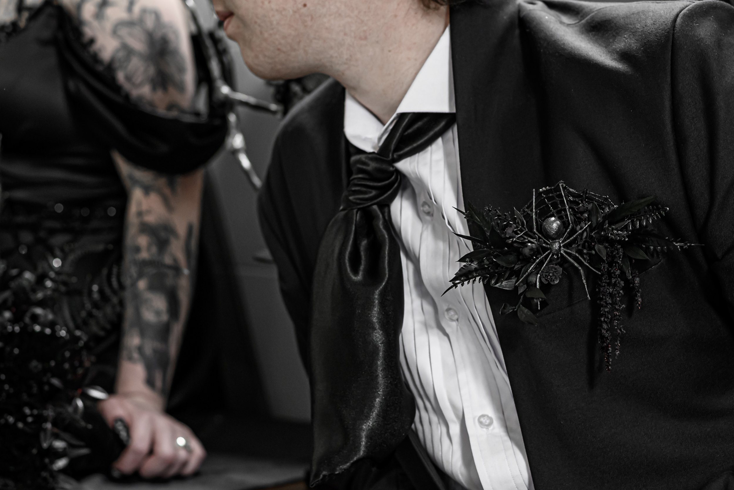 til-death-dark-wedding-inspiration-103.jpeg
