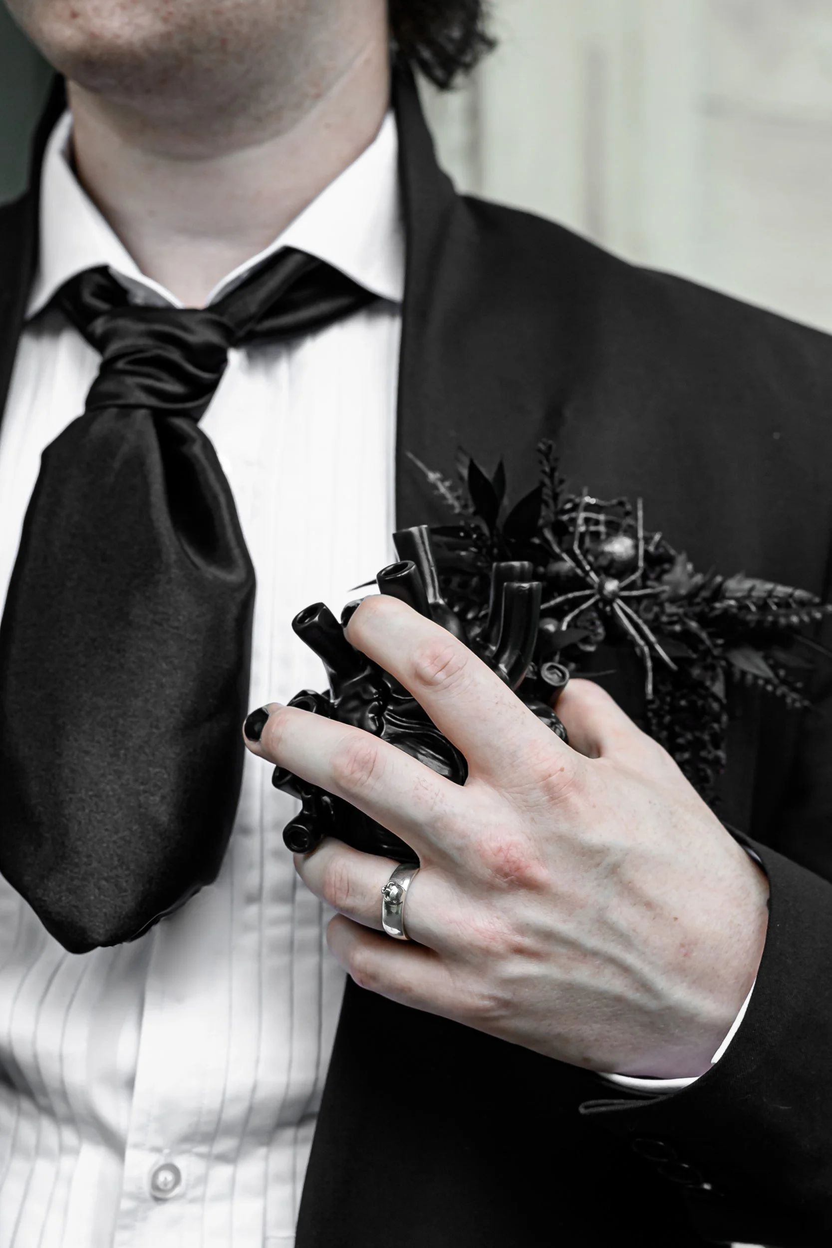 til-death-dark-wedding-inspiration-114.jpeg