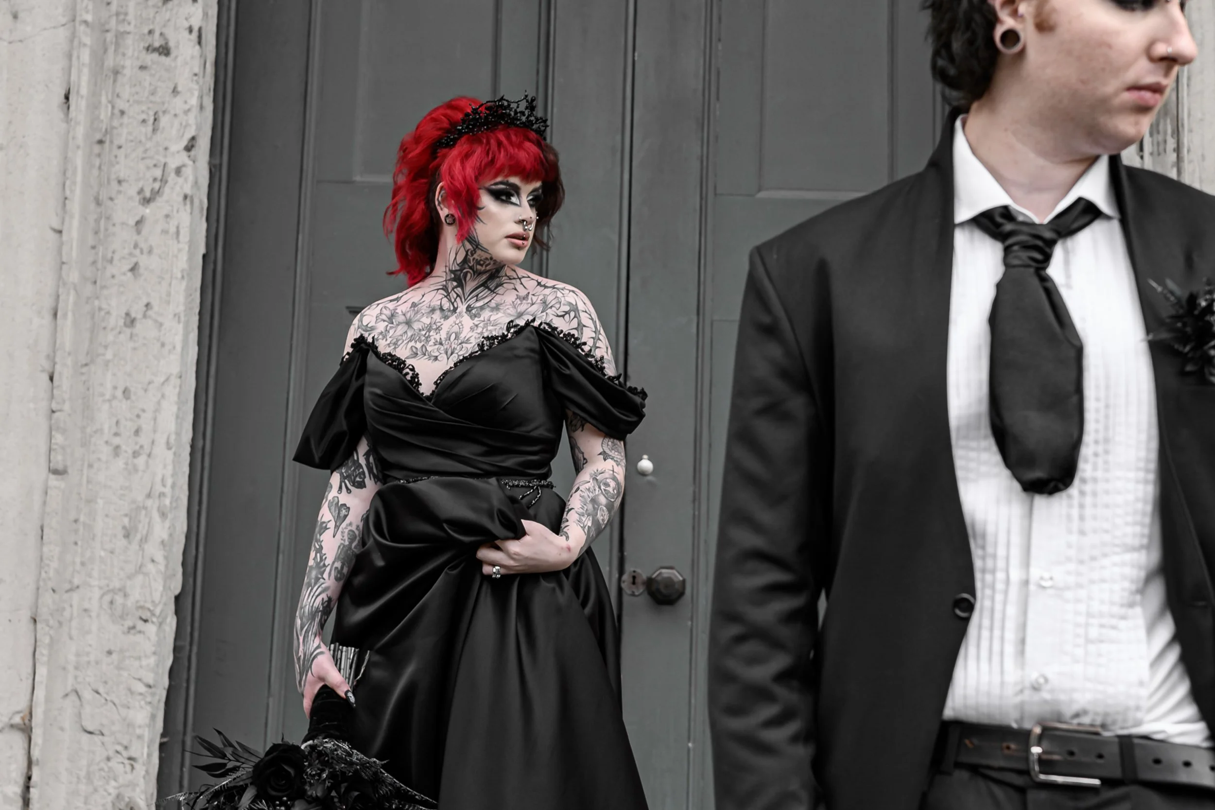 til-death-dark-wedding-inspiration-127.jpeg