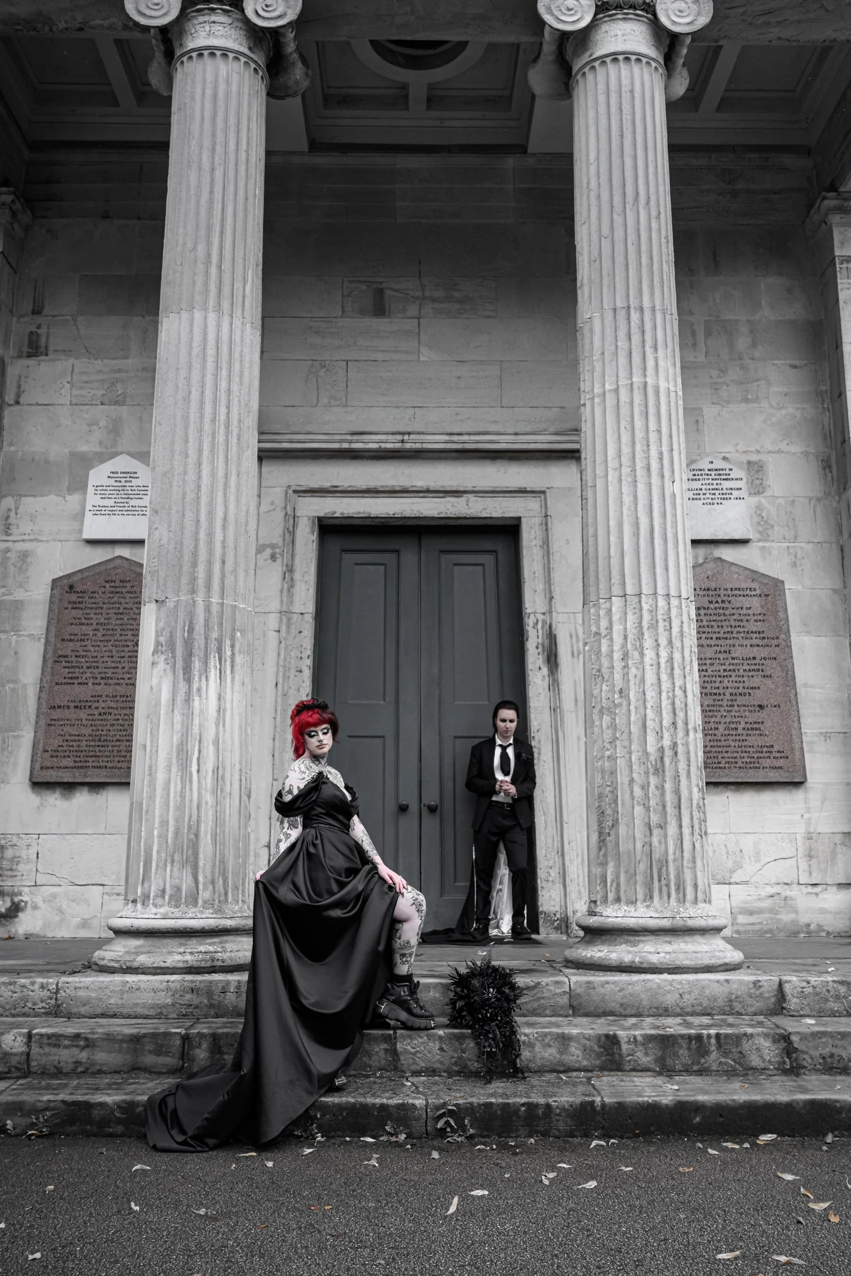 til-death-dark-wedding-inspiration-131.jpeg