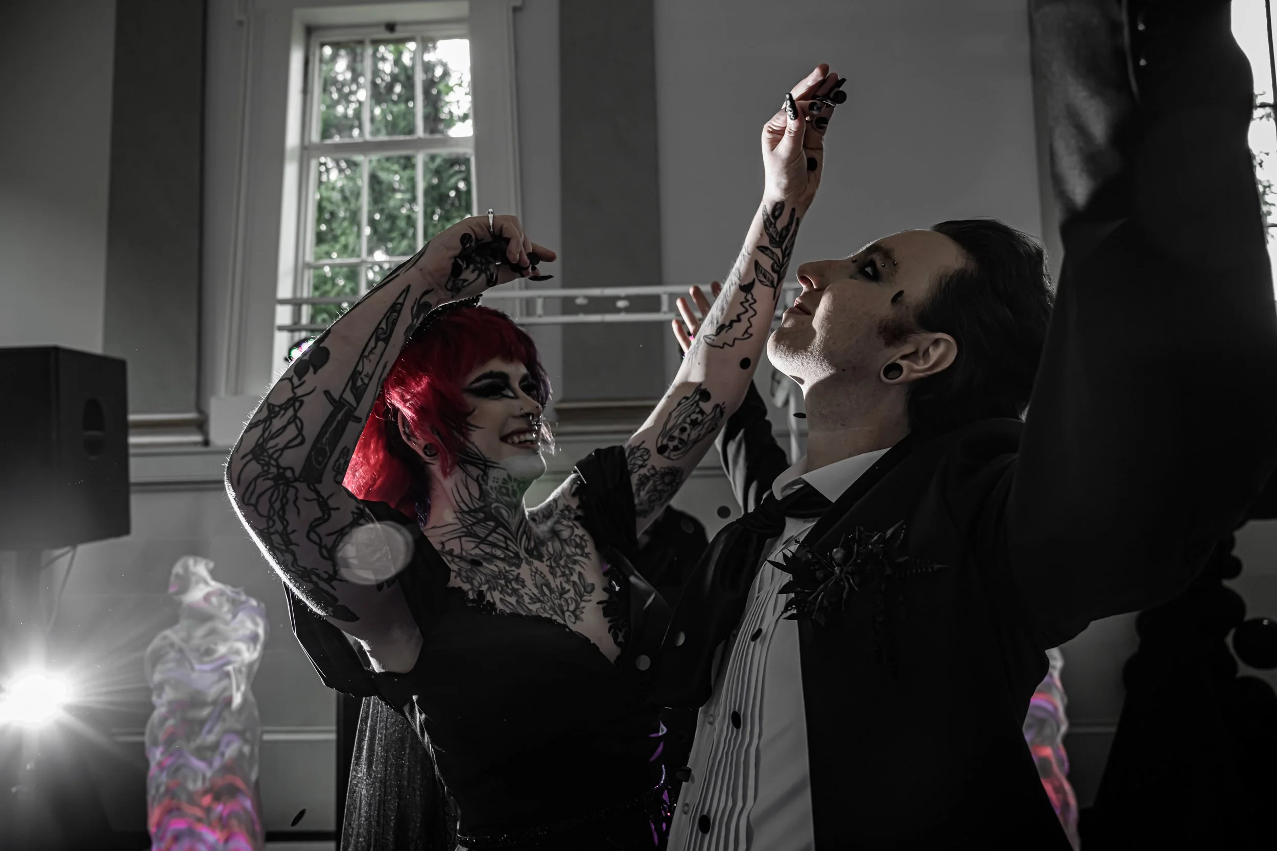 til-death-dark-wedding-inspiration-057.jpeg