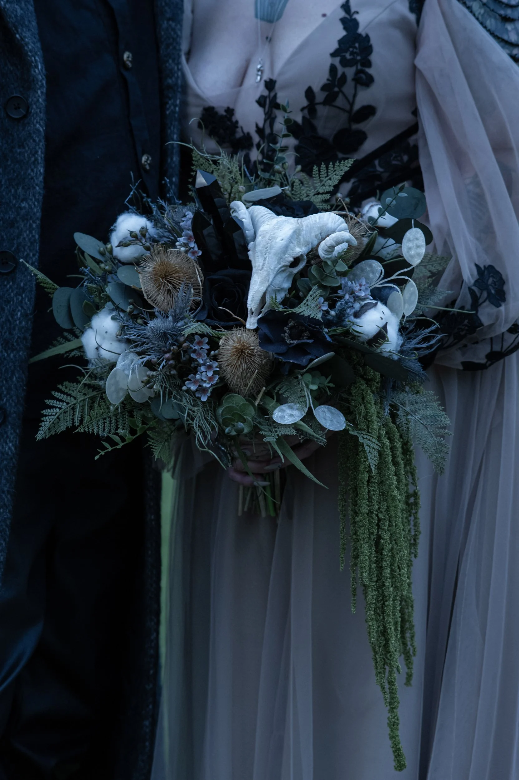 Dark-wedding-collective- Maddison Rocks Floral - wuthering-heights-166_1.jpg