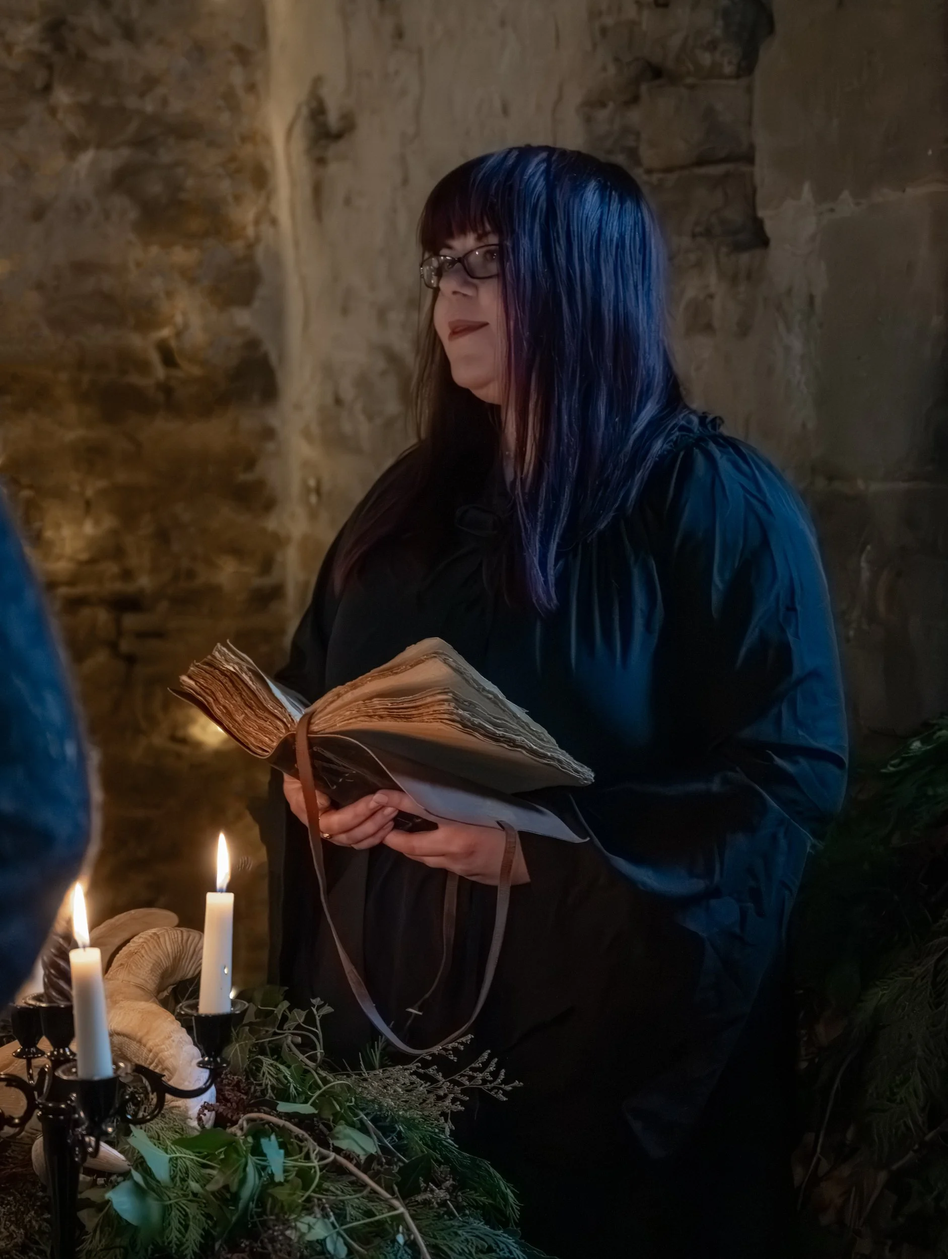 Dark-wedding-collective- Lottie Moon Celebrant - wuthering-heights-149.jpg