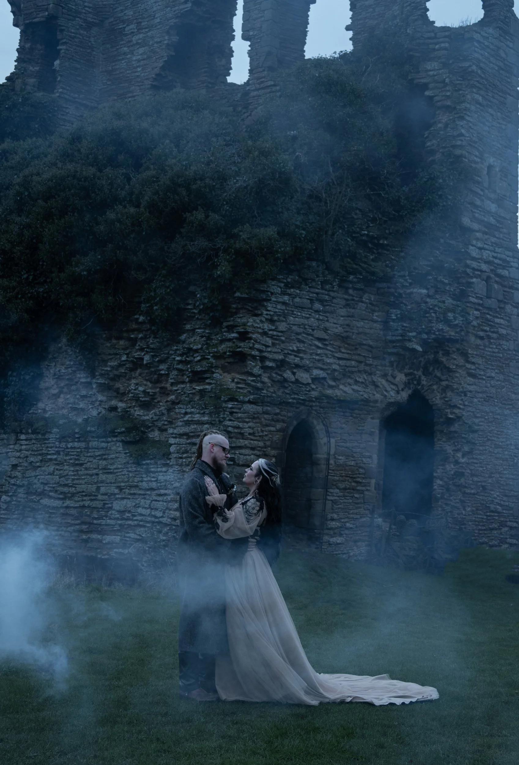 Dark-wedding-collective- Sheriff Hutton Castle - wuthering-heights-106.jpg