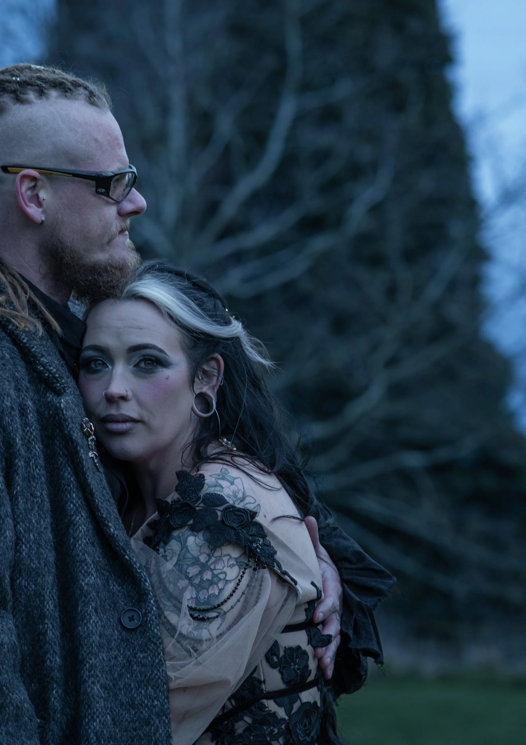 Dark-wedding-collective- Laura and Matt - wuthering-heights-096.jpg