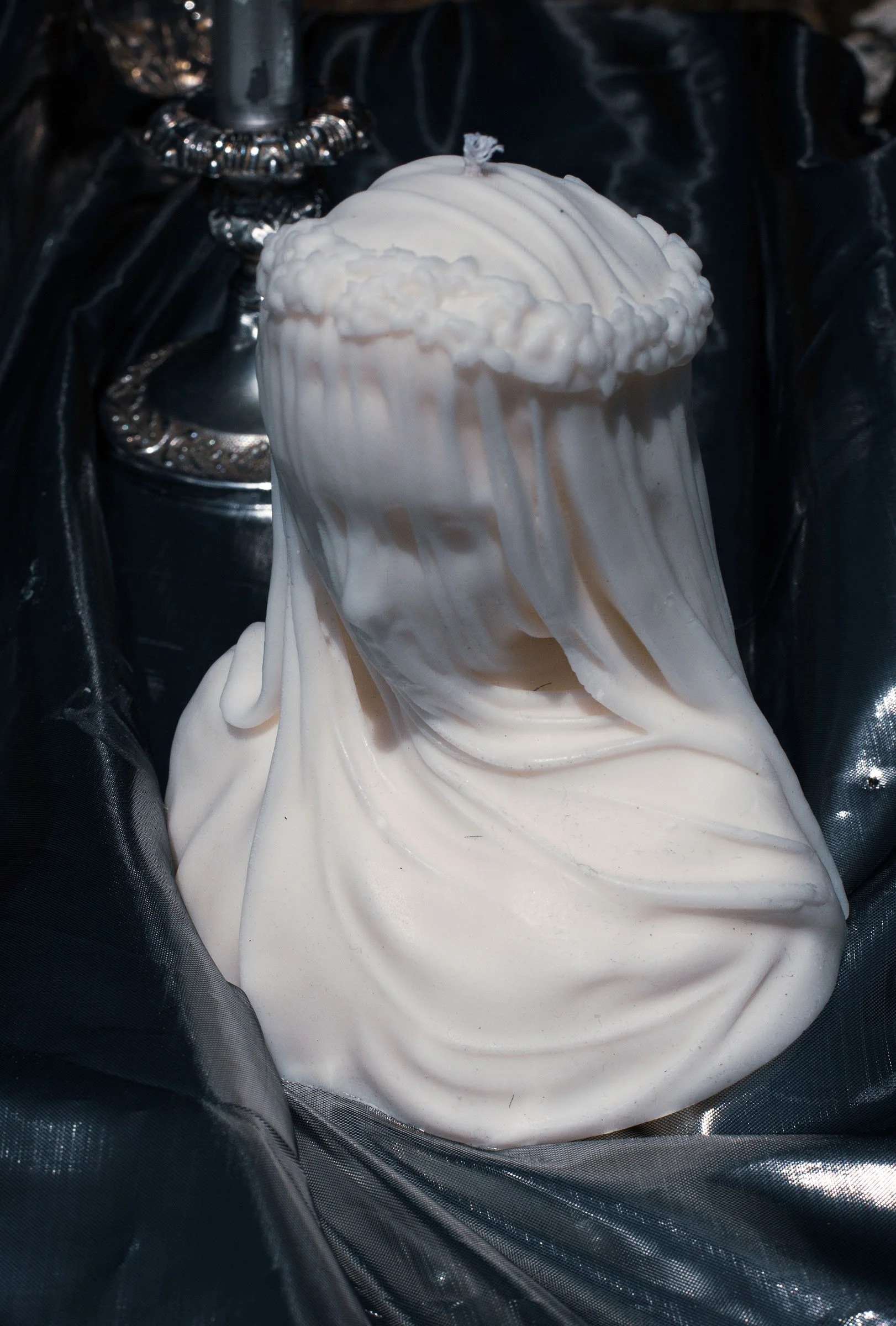 09-veiled-lady-candle.jpg