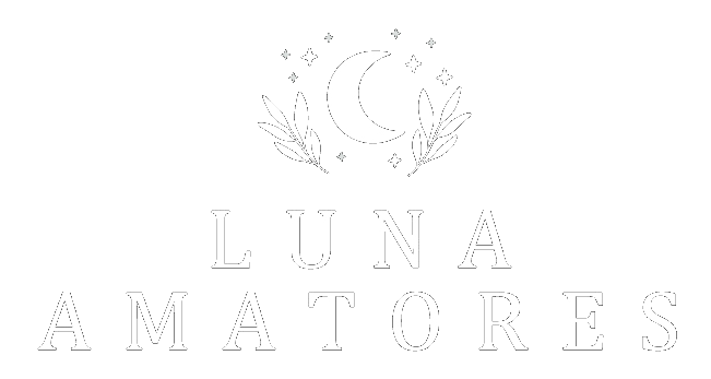 Black background with a white crescent moon surrounded by stars and leaves, and the text 'LUNA AMATORES' below.