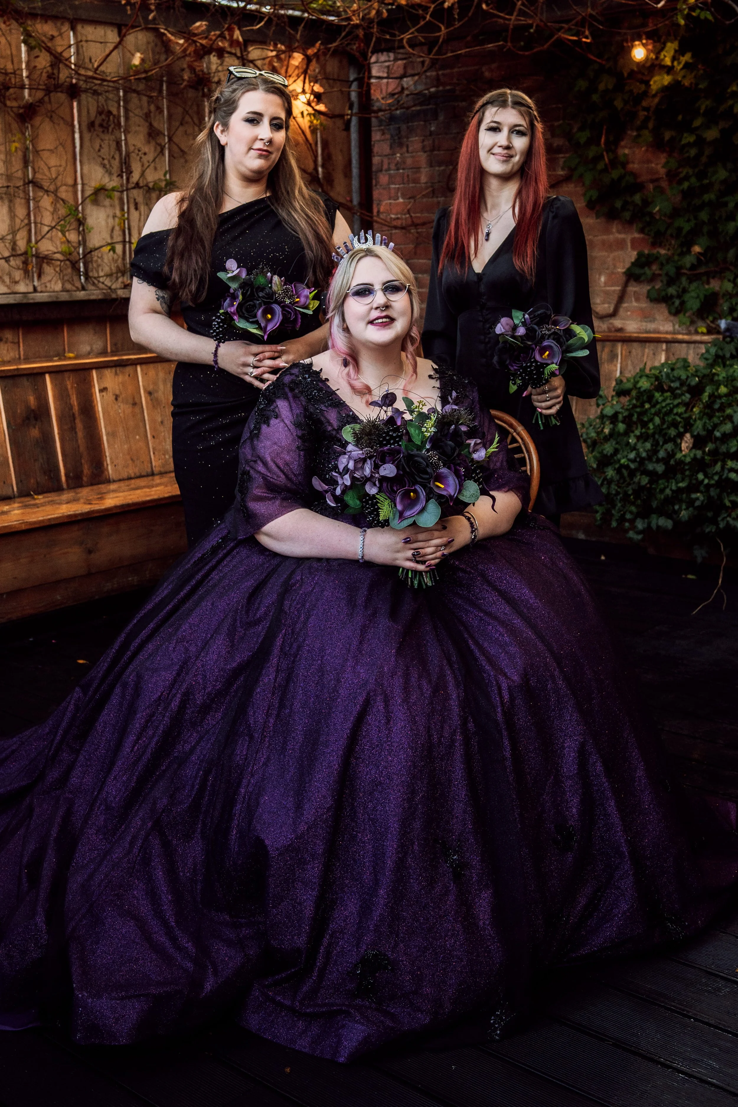 Bride+and+Brides+maids.jpg