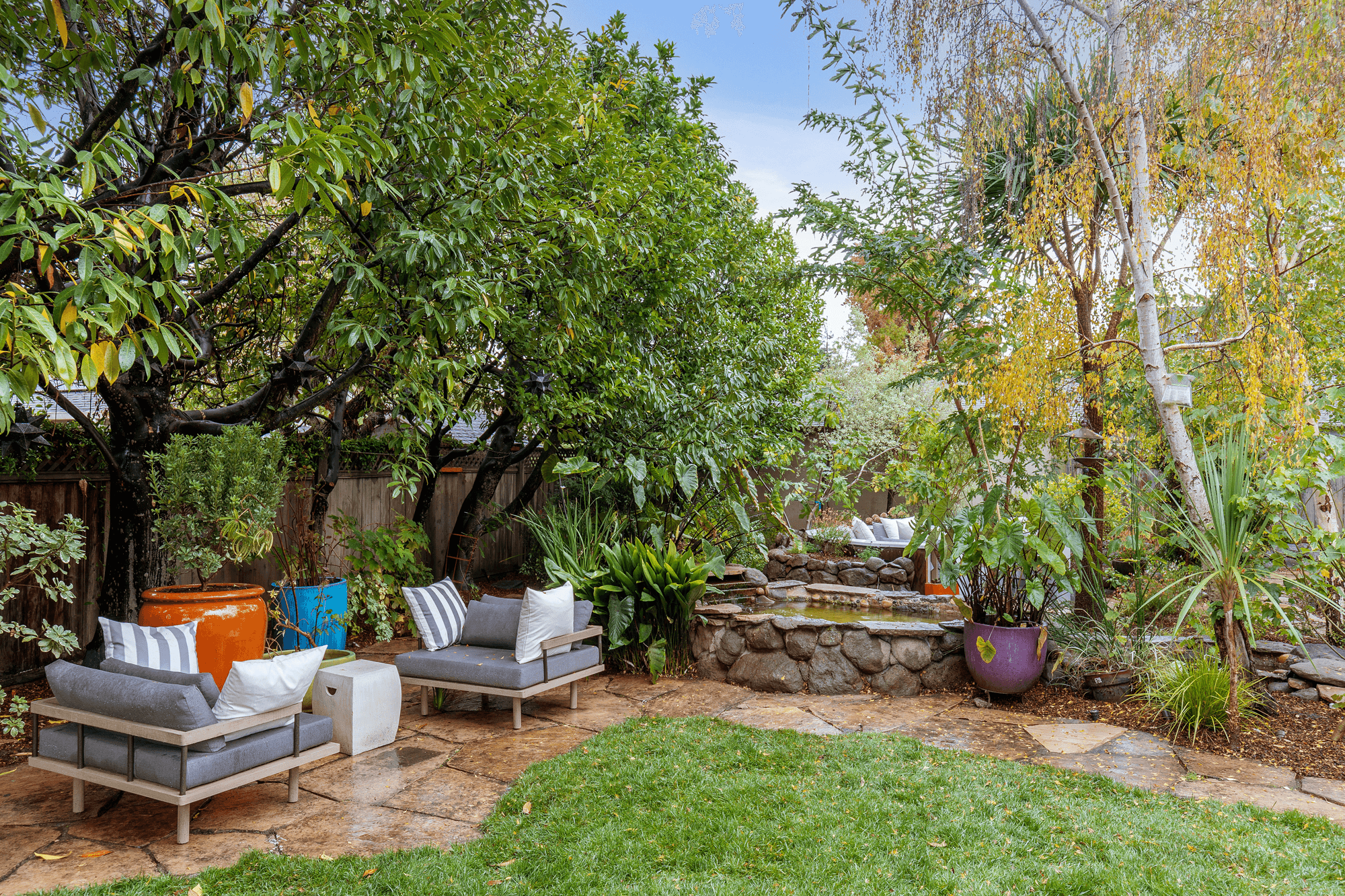 mindframe-portfolio-818-seale-landscape-seating-area.png