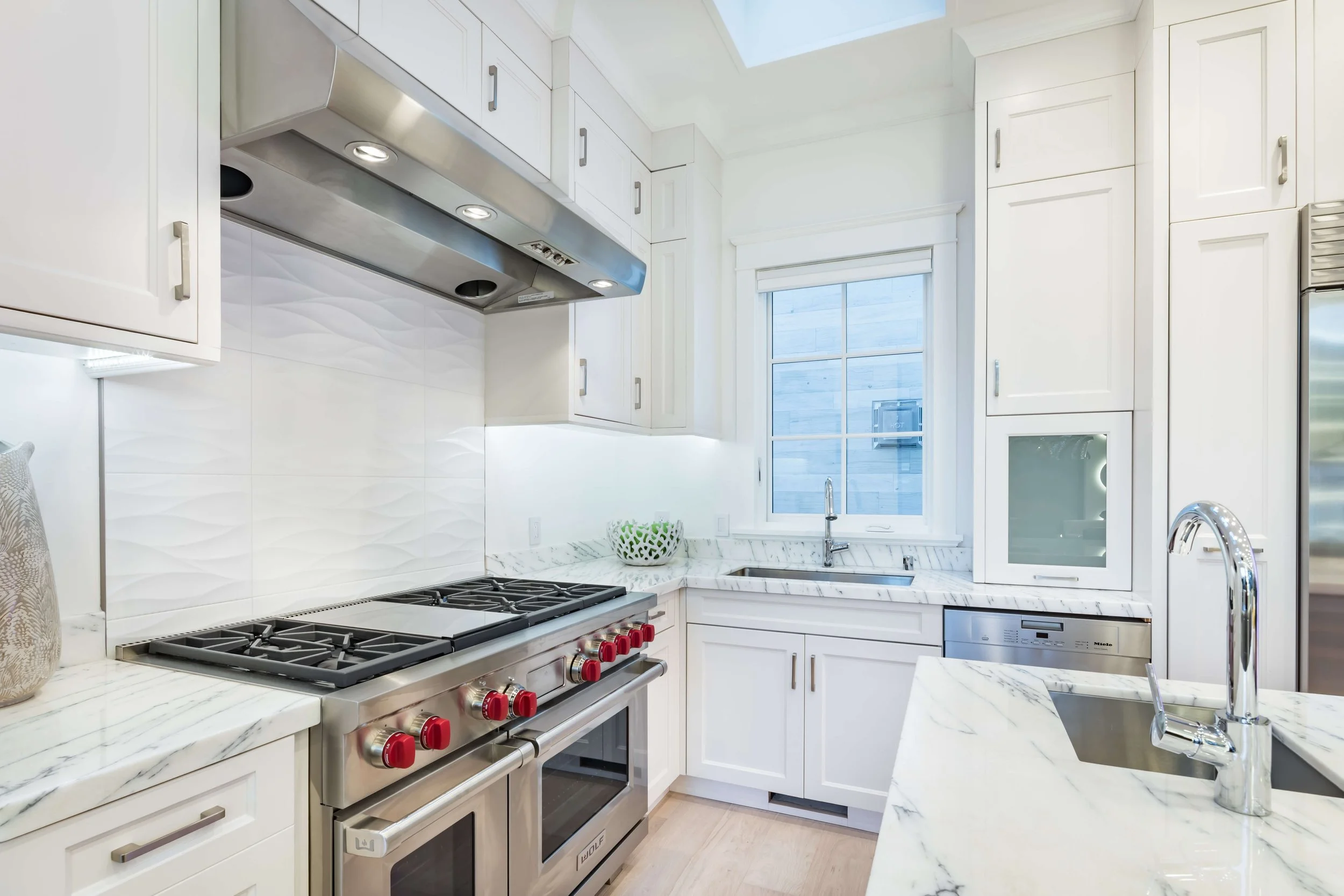 13.Kitchen_02_ZK.jpg