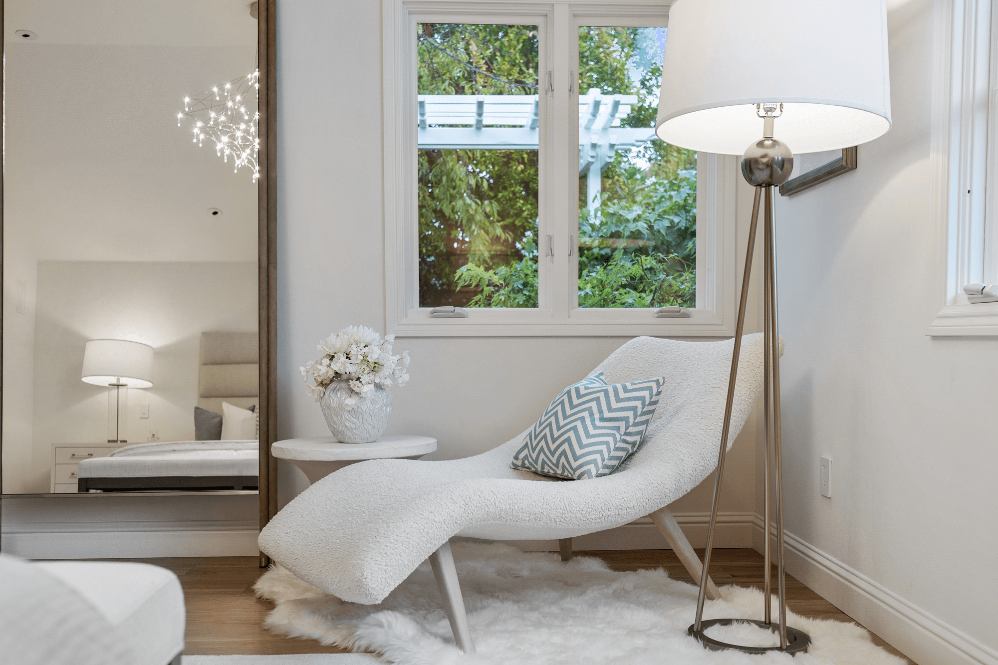 818-seal-portfolio-chaise-longe.png