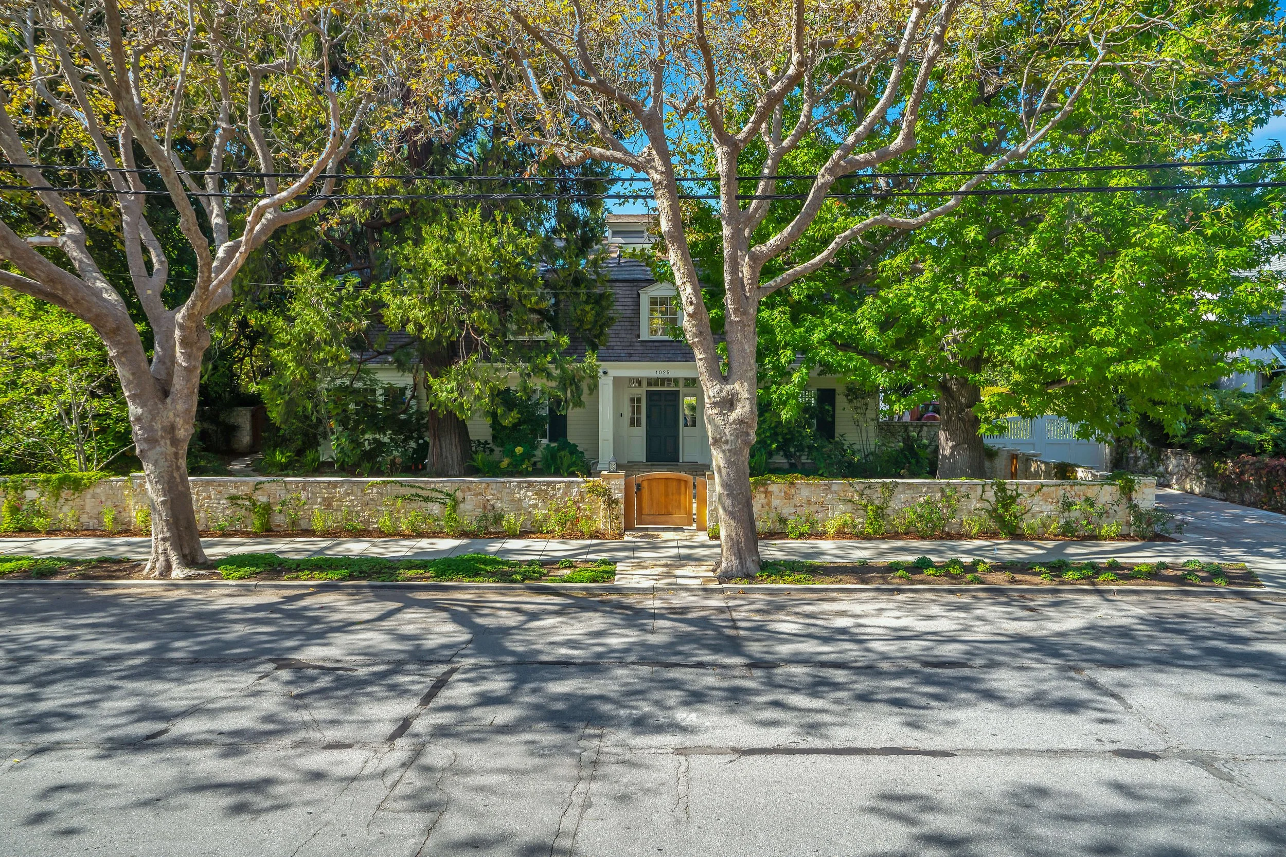 20-1025 lincoln ave-20.jpg