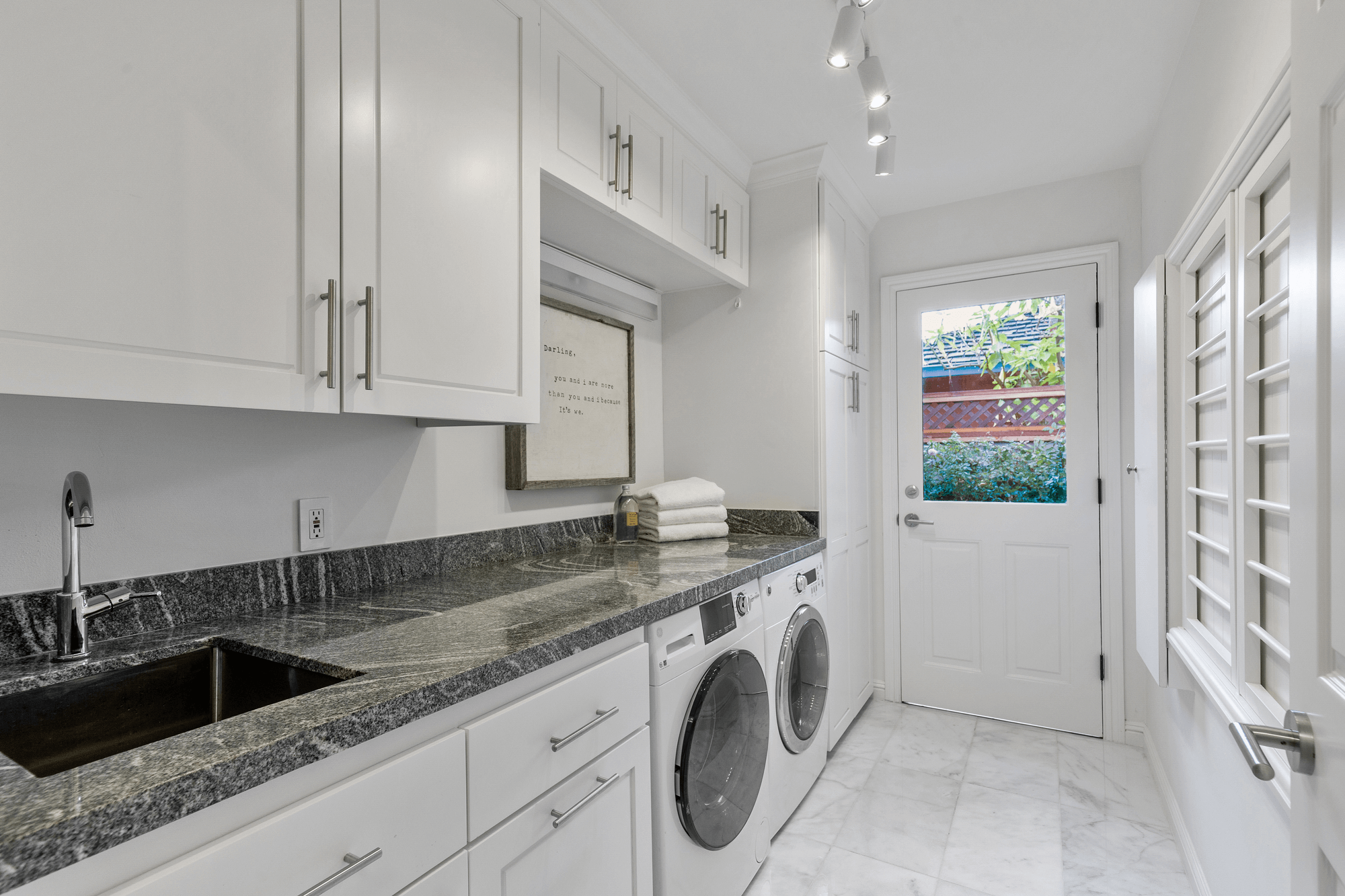 mindframe-portfolio-818-seale-laundry-room.png