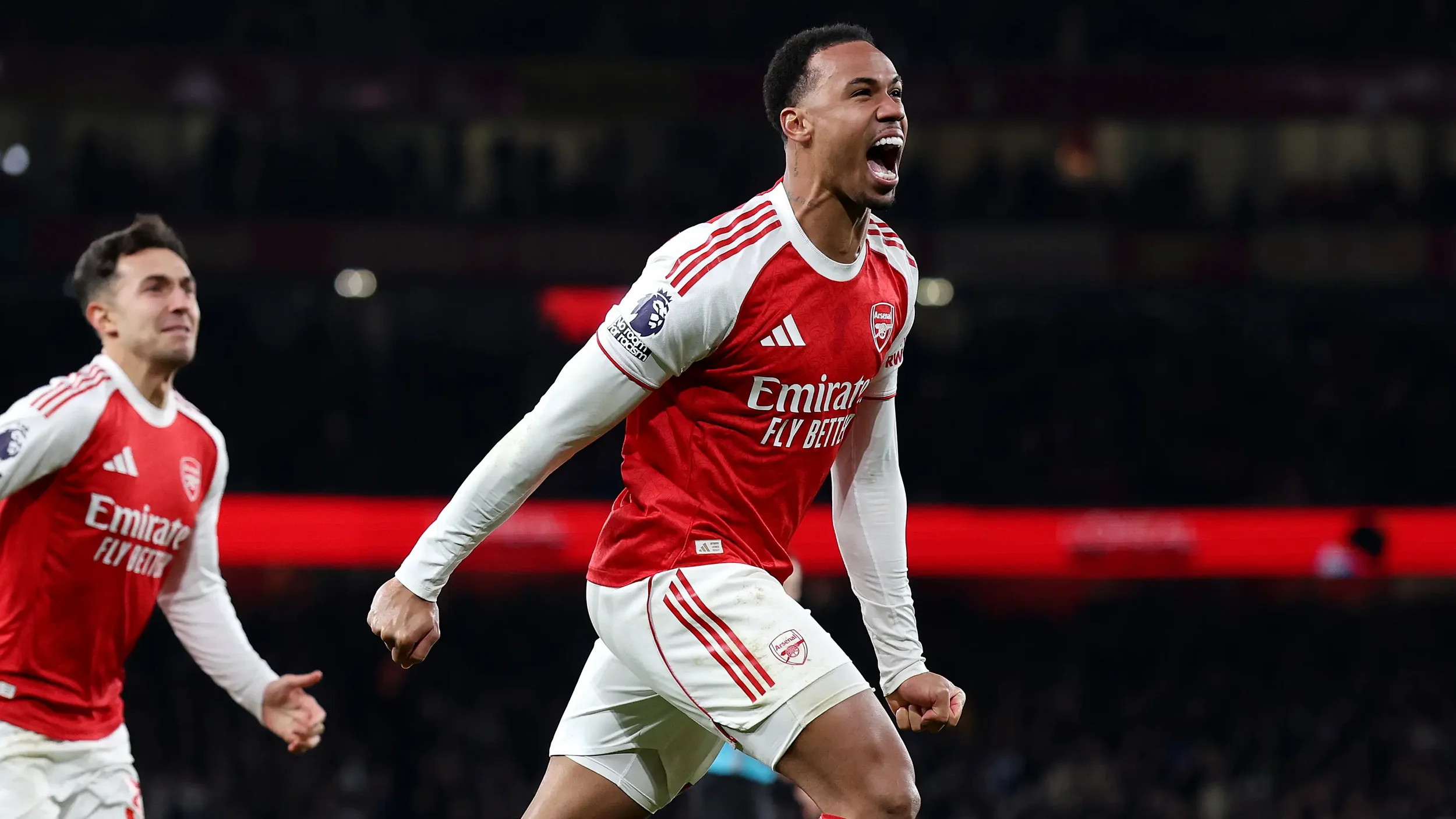 Arsenal 4                                            Aston Villa 1