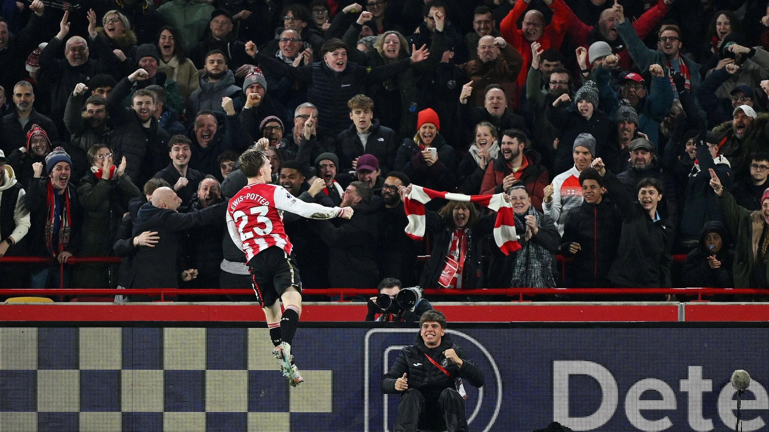 Brentford 1                                     Arsenal 1