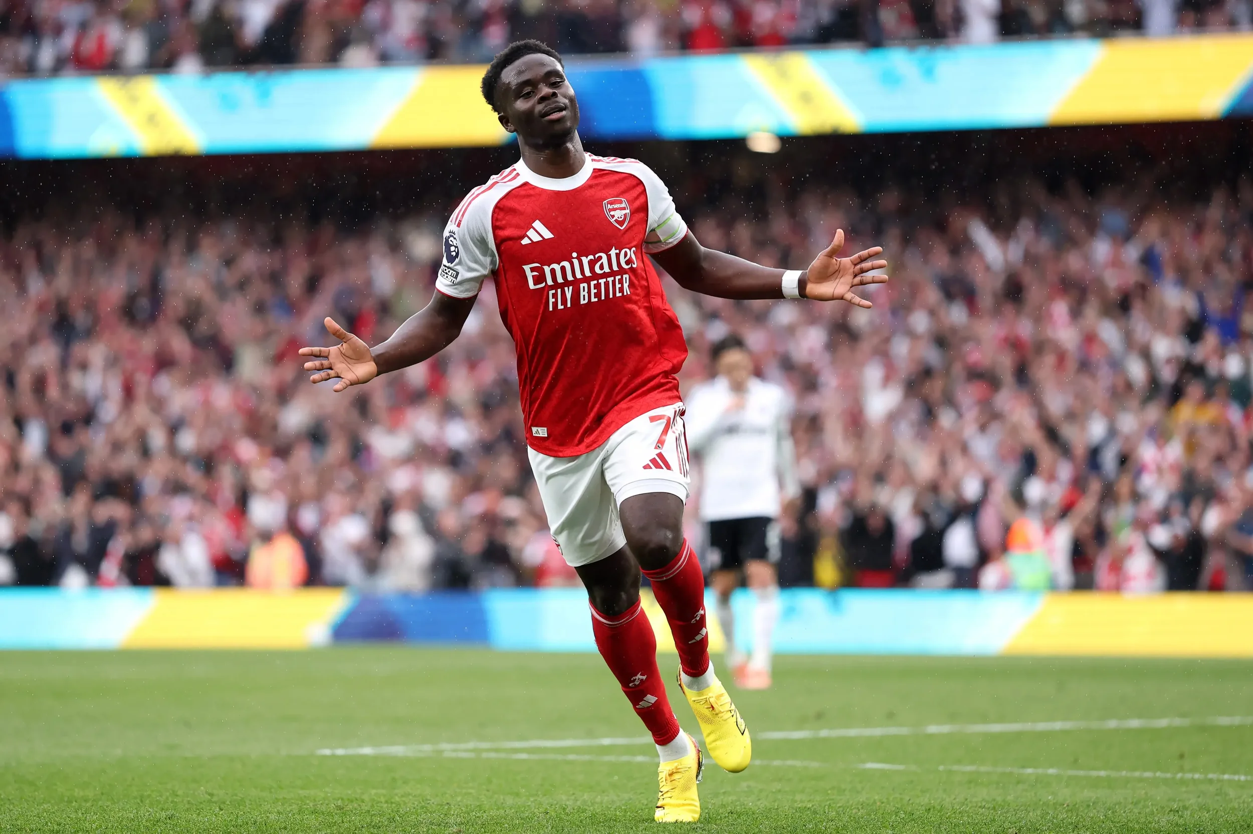 Arsenal 3                                          Fulham 0