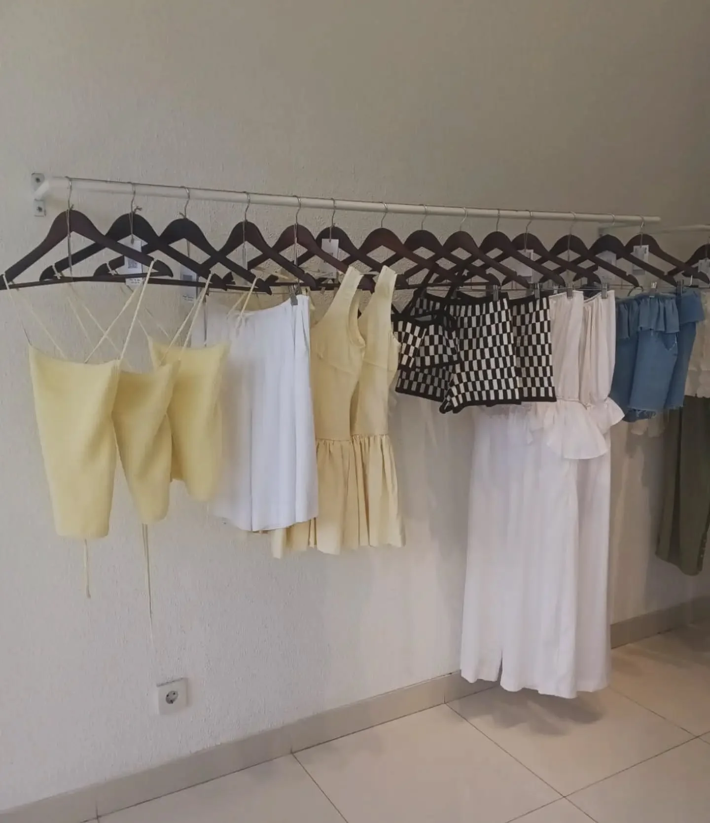 This week: in store reductions, making space for a new collection: e c h o e s

Final pieces of our pr&eacute;lude collections available in store only!

#suturastudio
#bali