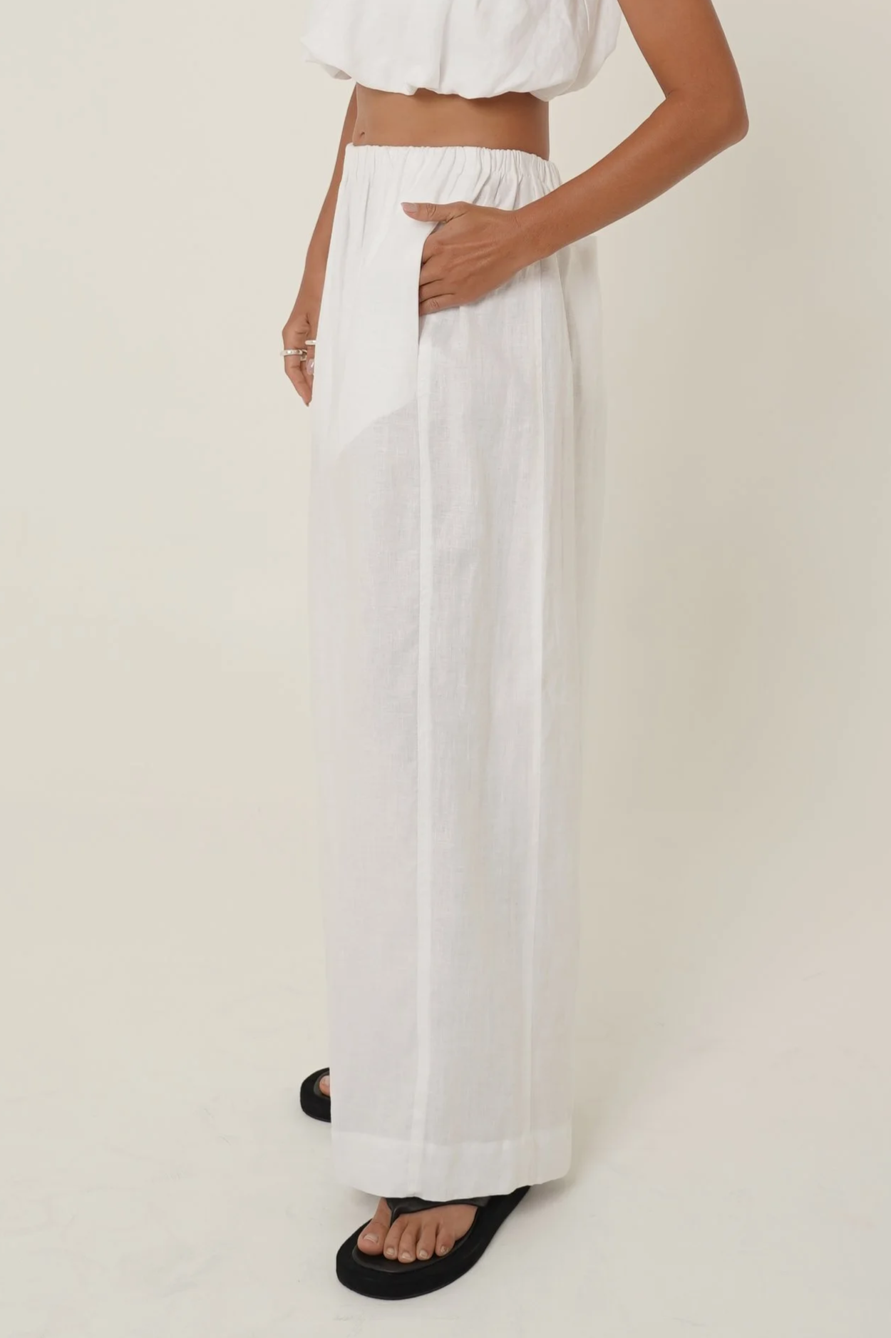 Crescendo Bottoms White