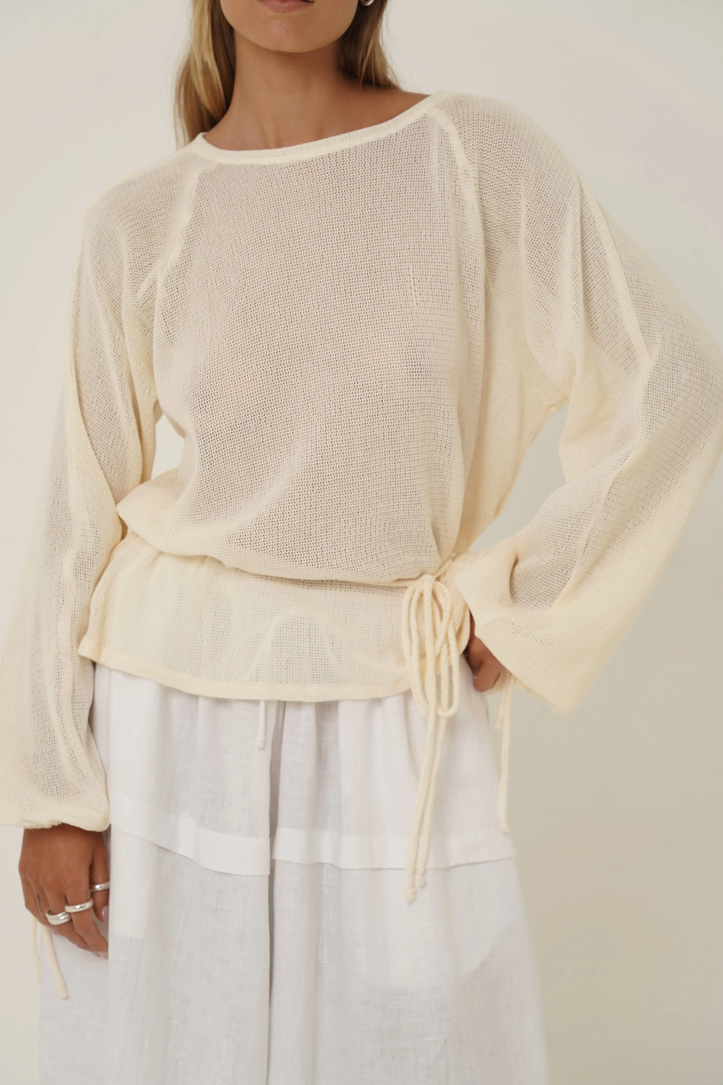 Kaos Shirt in Cotton Mesh detail