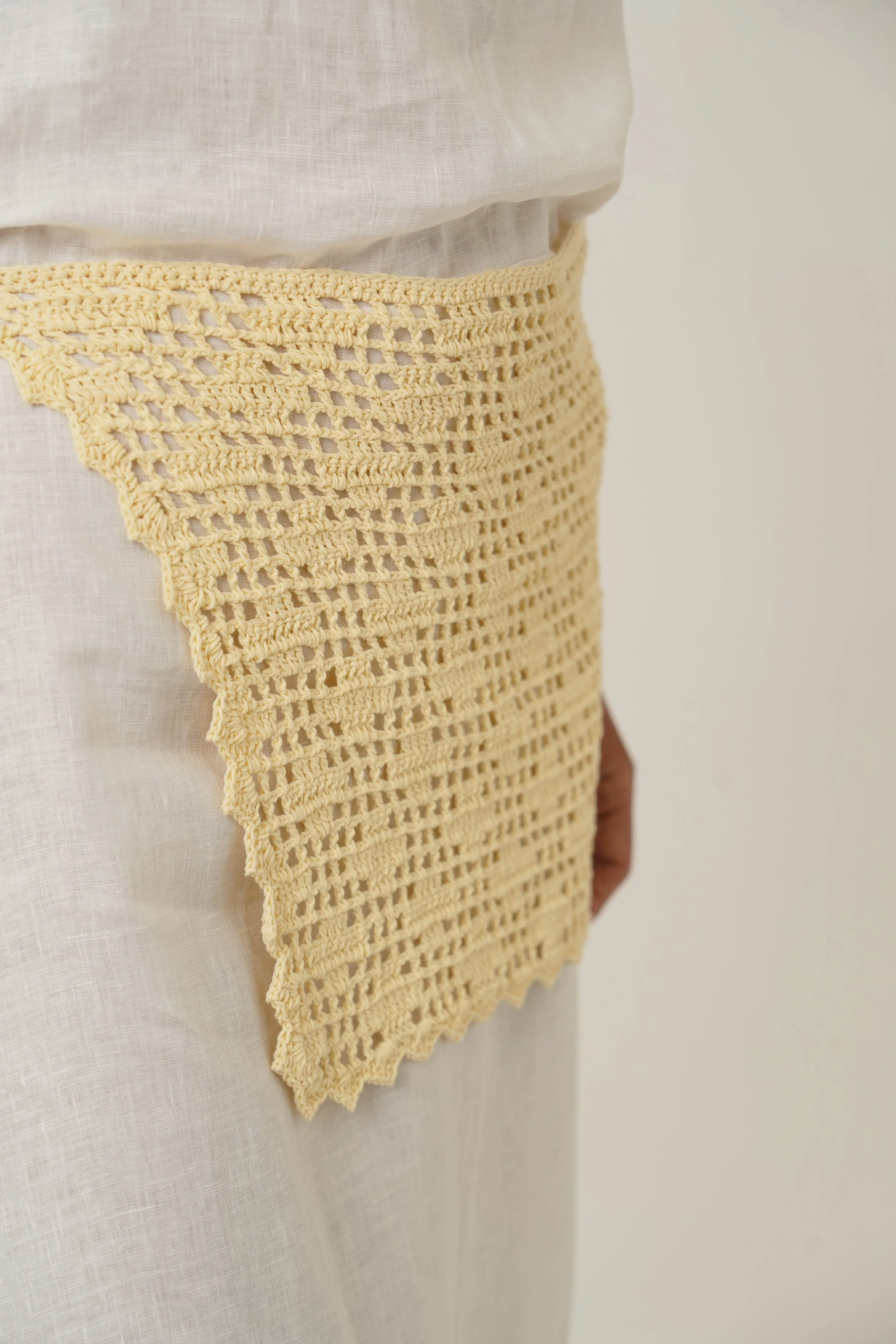 Crochet Labelle Sarong close - up