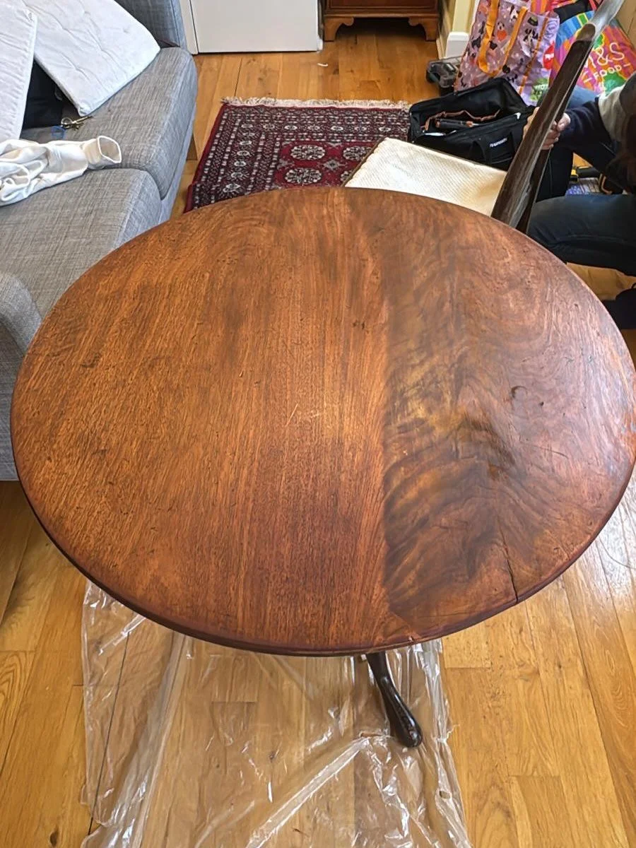 Table glow up 💪 

#handyman #handymanservices #homeimprovement #diy #contractor #painting #tvmounting #construction #plumbing #renovation #homerepair #home #electrician #carpentry #furnitureassembly #homerenovation #roofing #maintenance #flooring #t