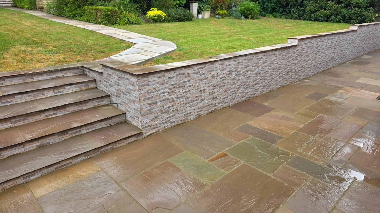 St. Albans & Herts Drives & Patios Photo 4.jpg