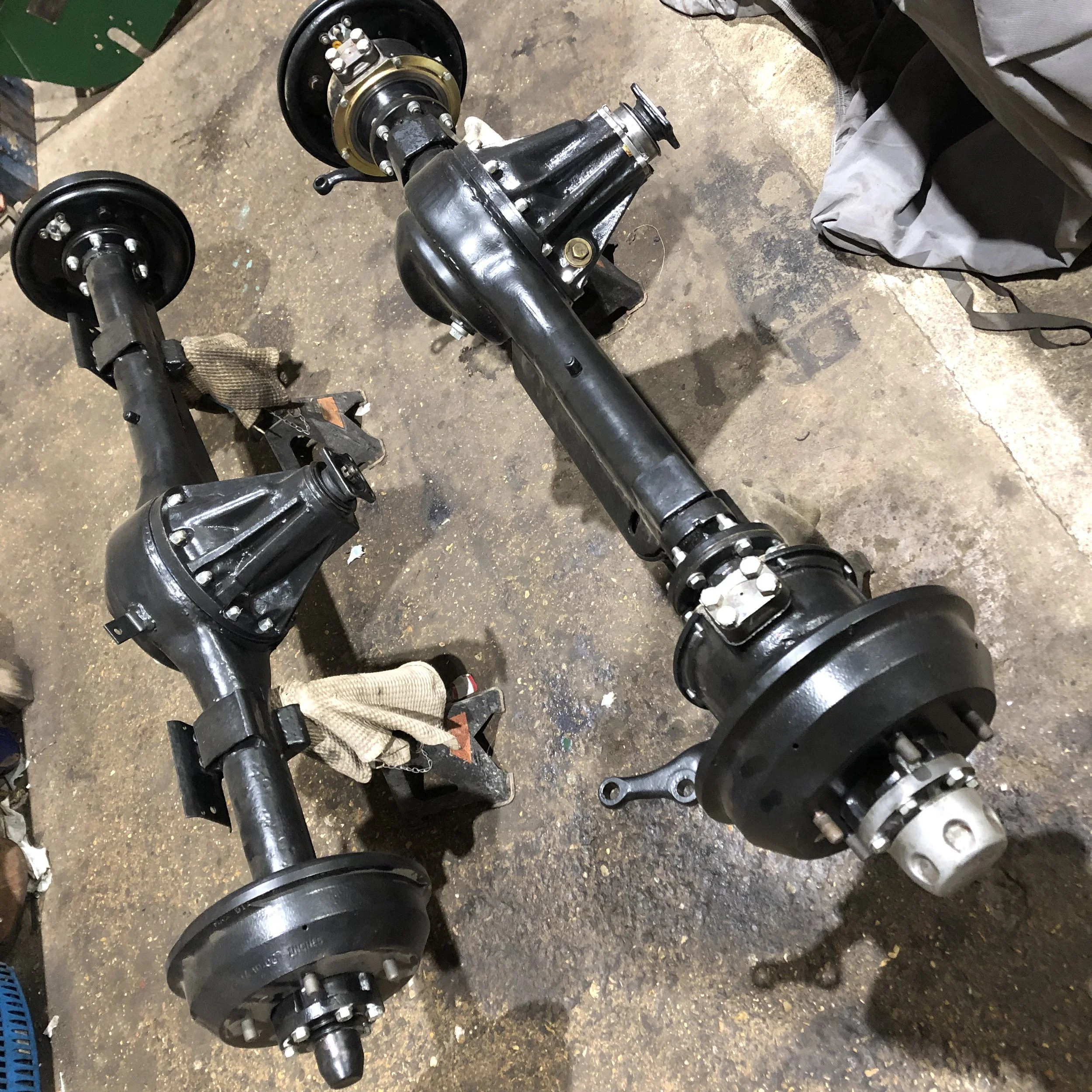 All blasted and powder coated, the axles really do look smart. The diffs have been rebuilt as well. 