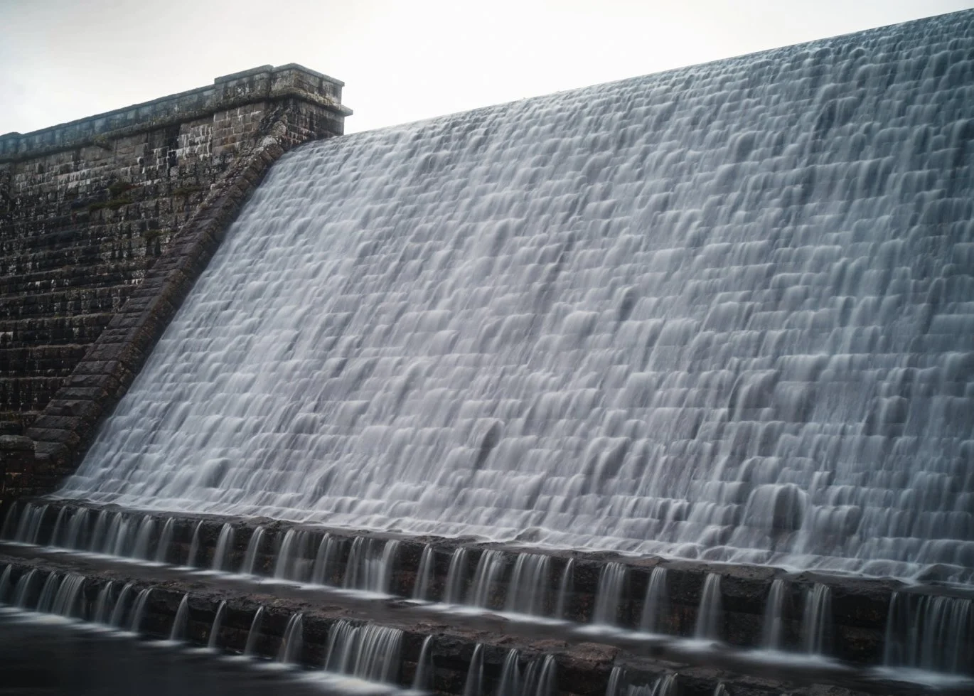 Fernworthy Dam.jpg