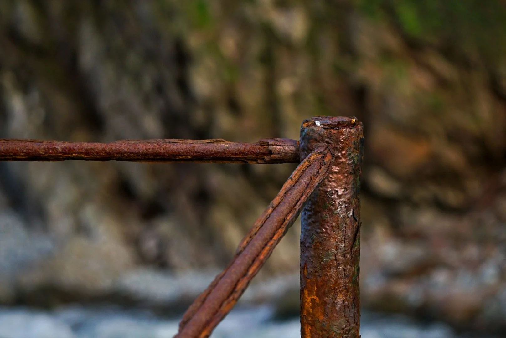 Rusted handrail.jpg