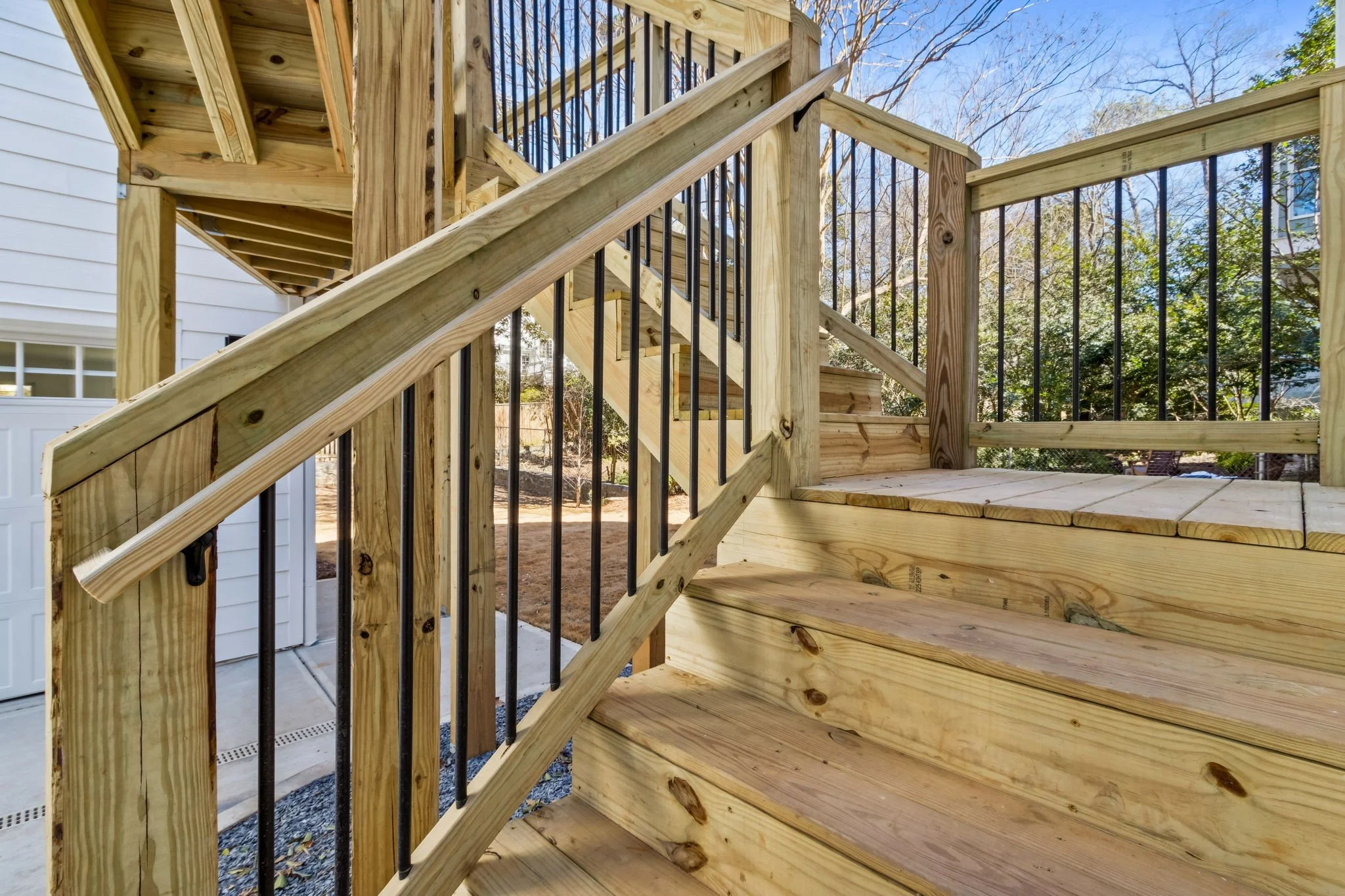 7-web-or-mls-127 Clarion Ave-7.JPG