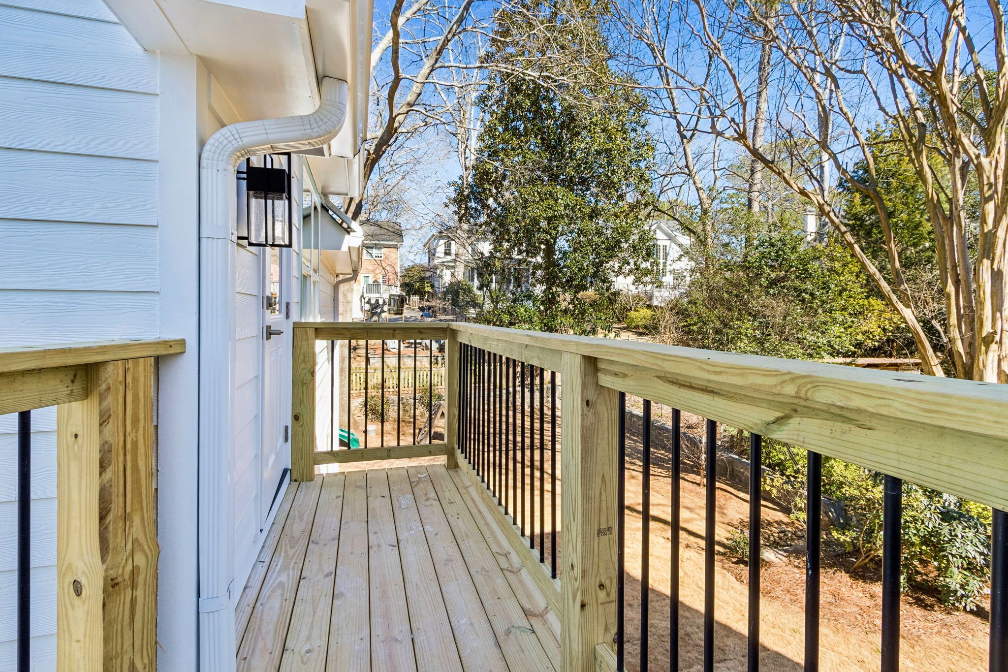 9-web-or-mls-127 Clarion Ave-9.JPG