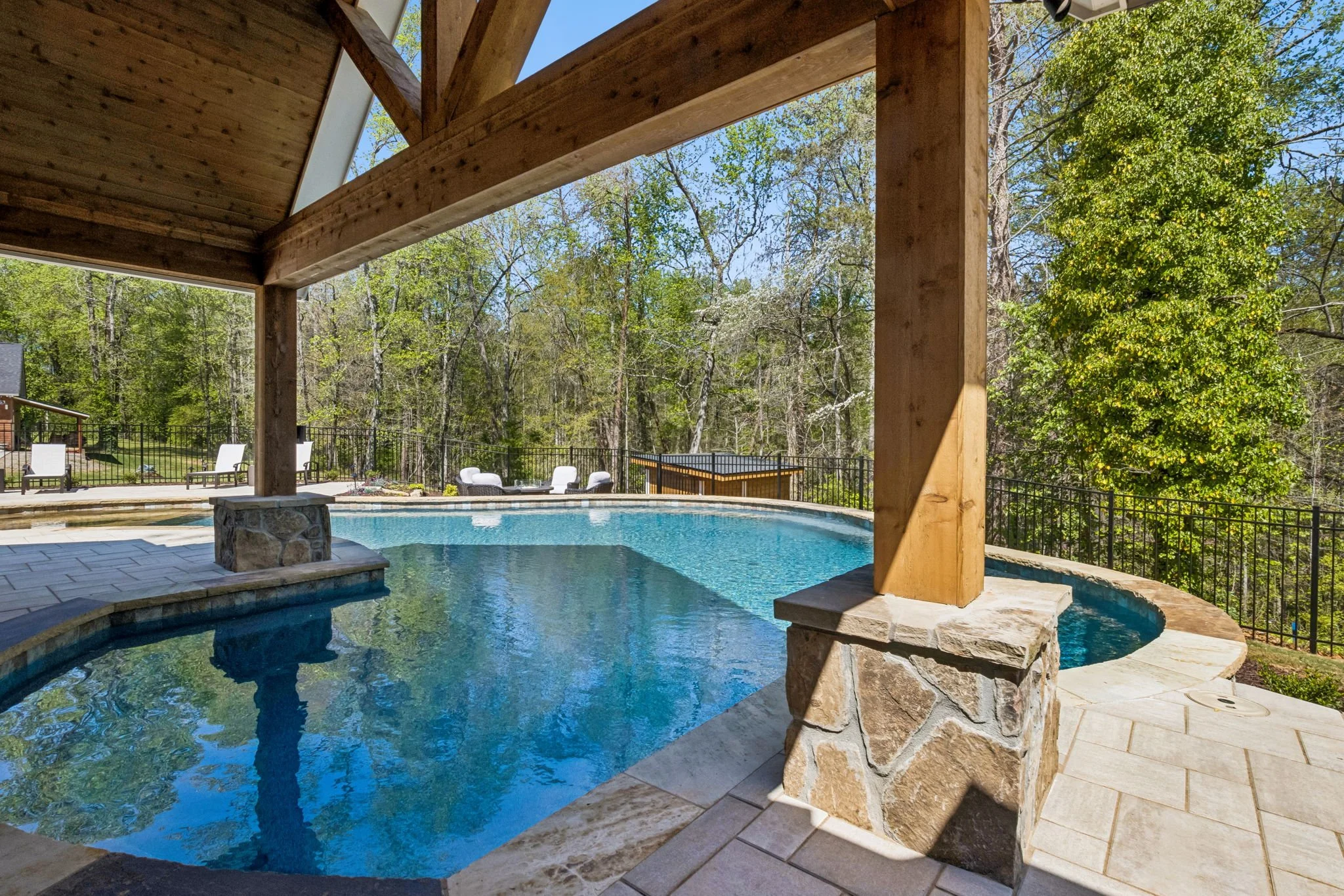 41-web-or-mls-4876 Newton Dr-41.JPG