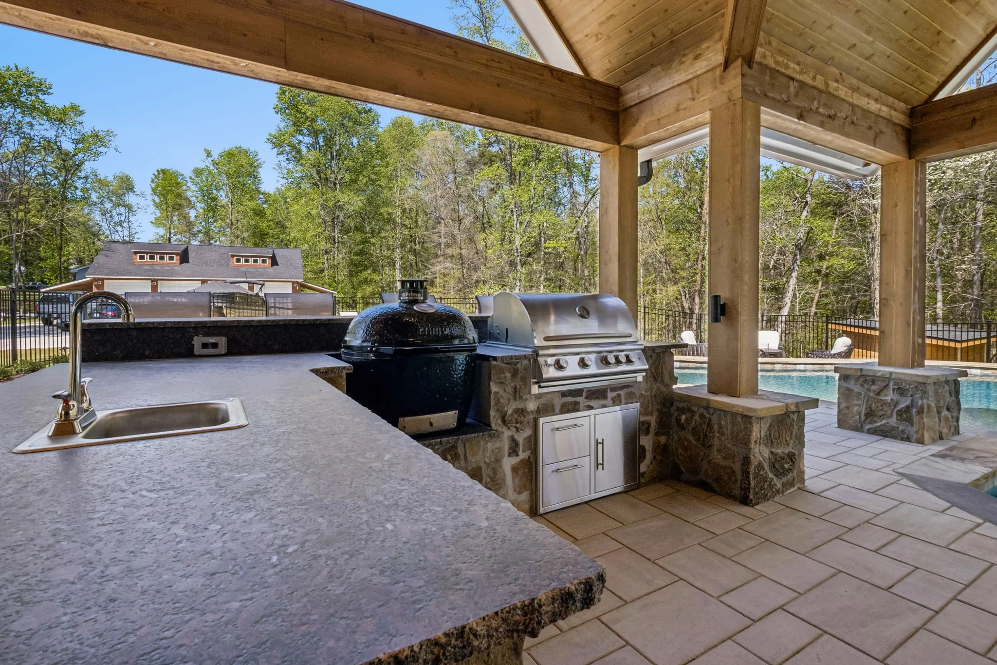 21-web-or-mls-4876 Newton Dr-21.JPG