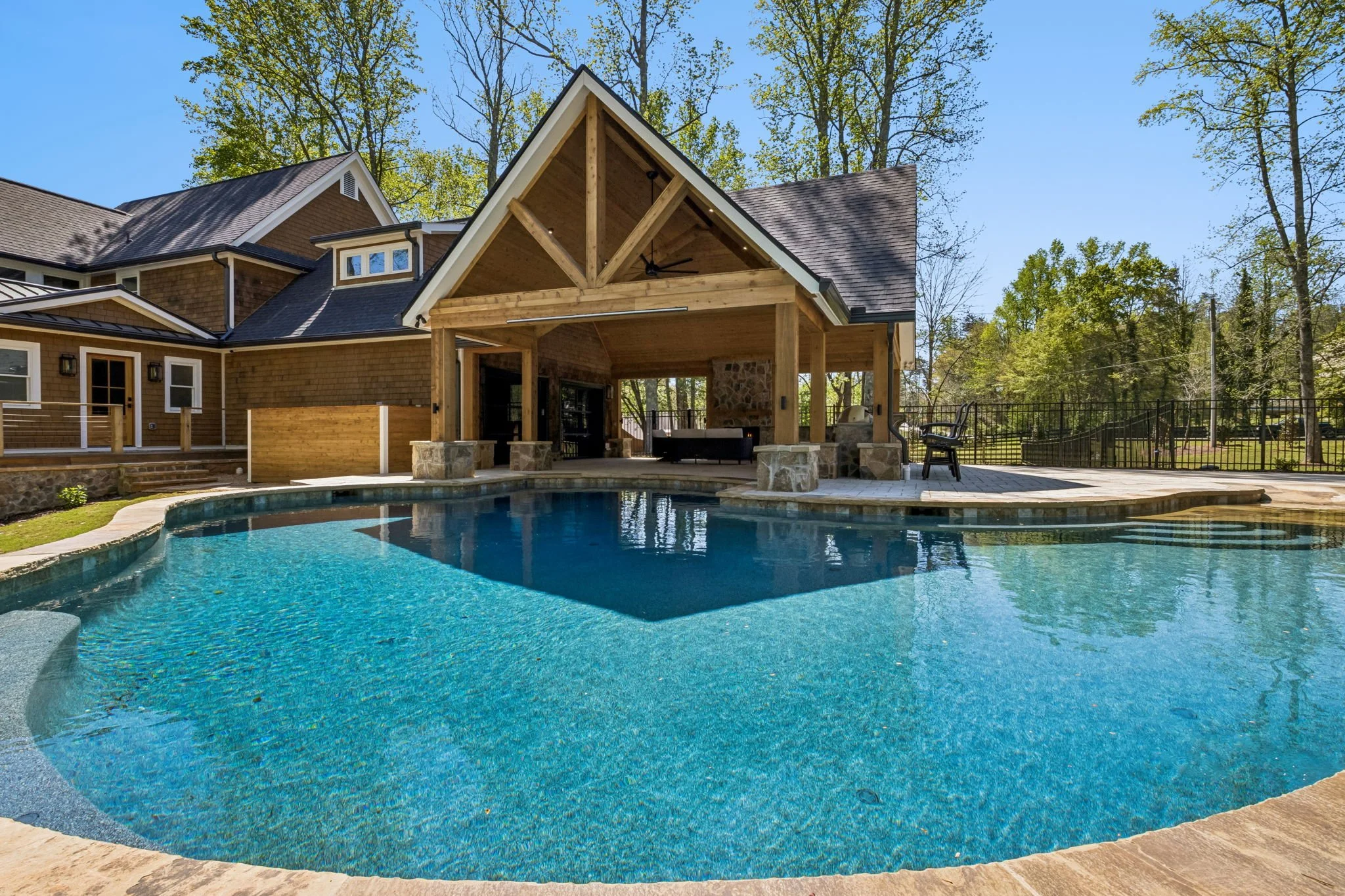 38-web-or-mls-4876 Newton Dr-38.JPG