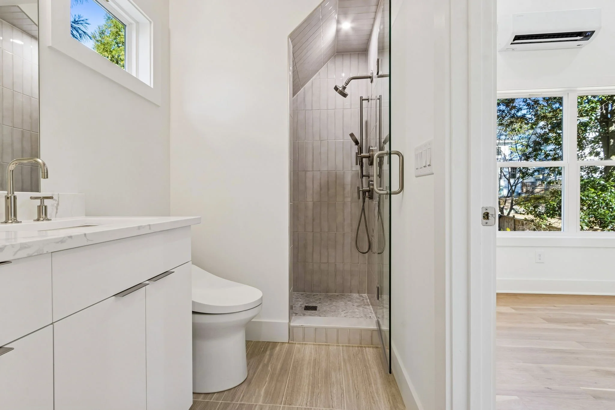 41-web-or-mls-127 Clarion Ave-41.JPG