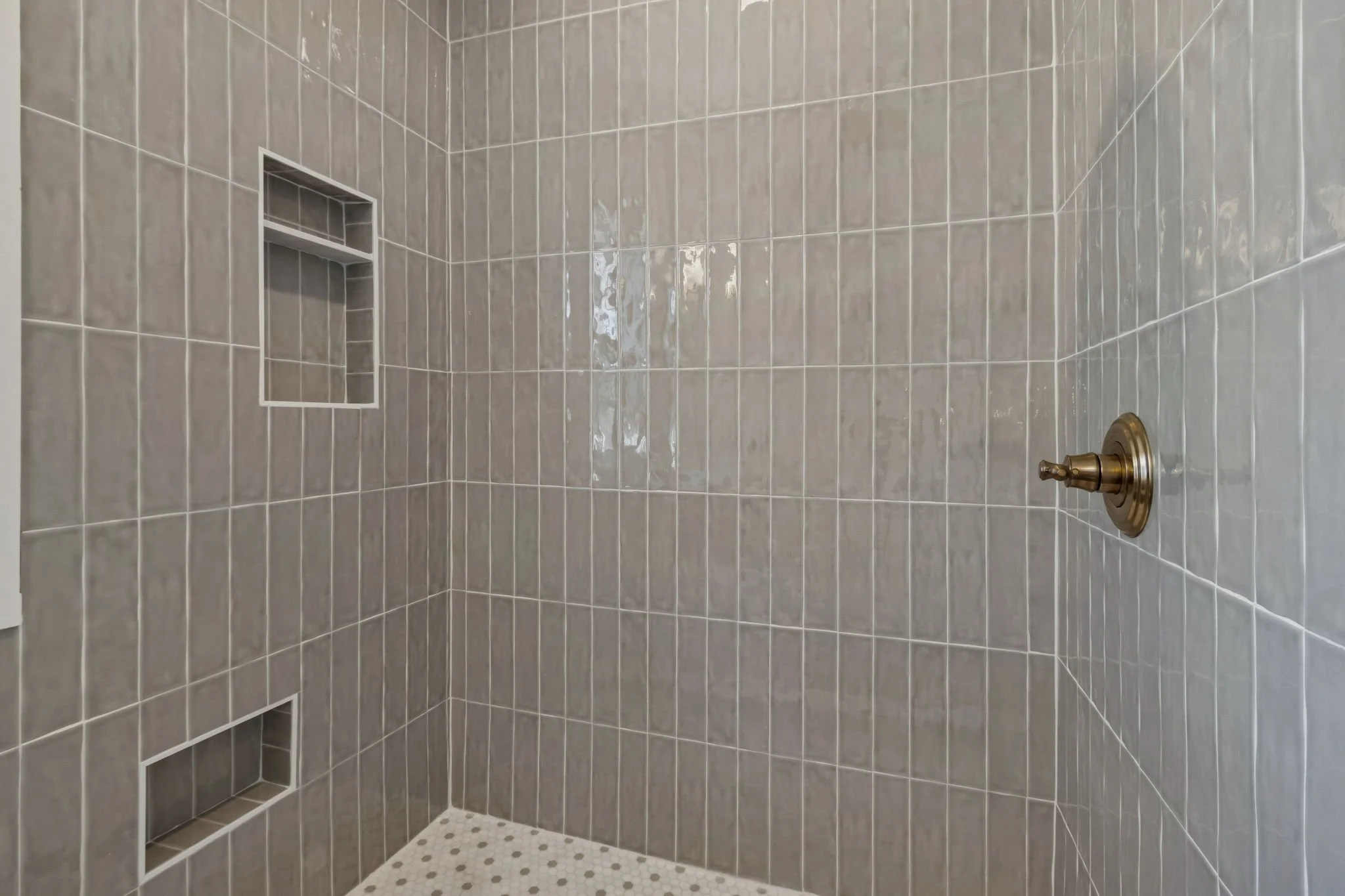 45-web-or-mls-1320 Harvard Rd-32.JPG