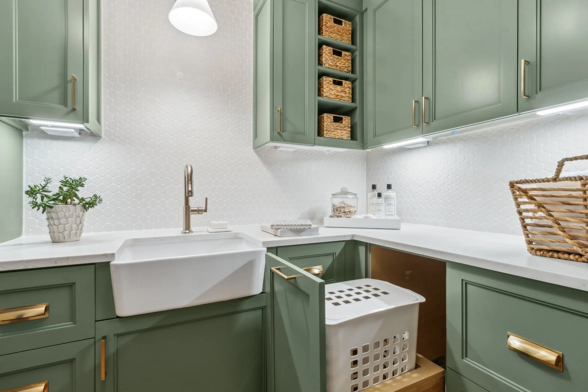 89-web-or-mls-4876 Newton Dr-38.jpg