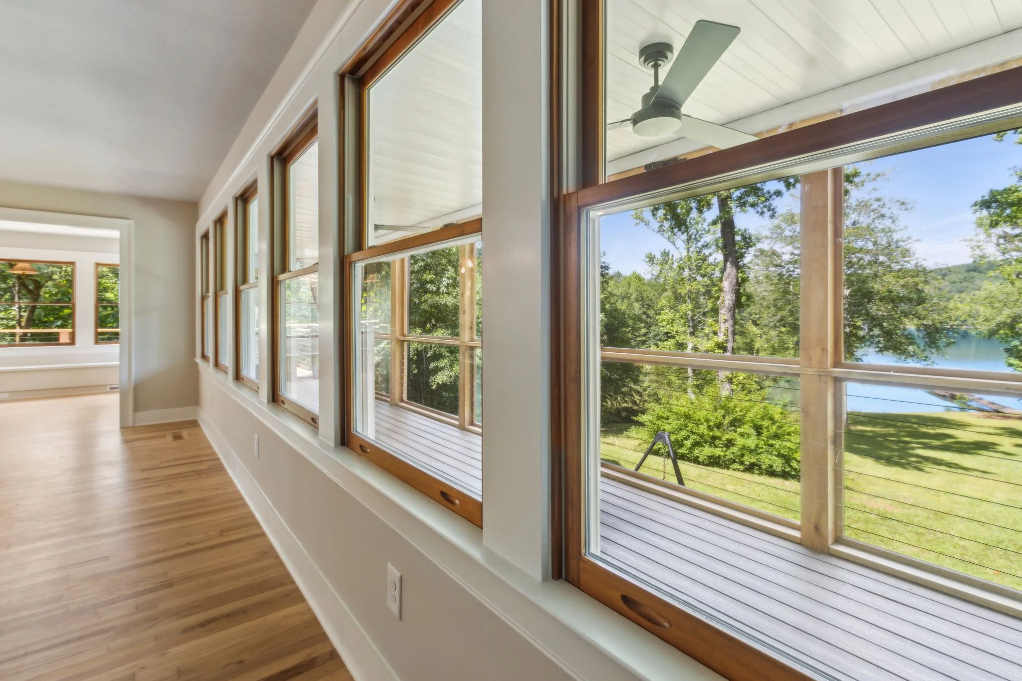 92-web-or-mls-4876 Newton Dr-41.jpg
