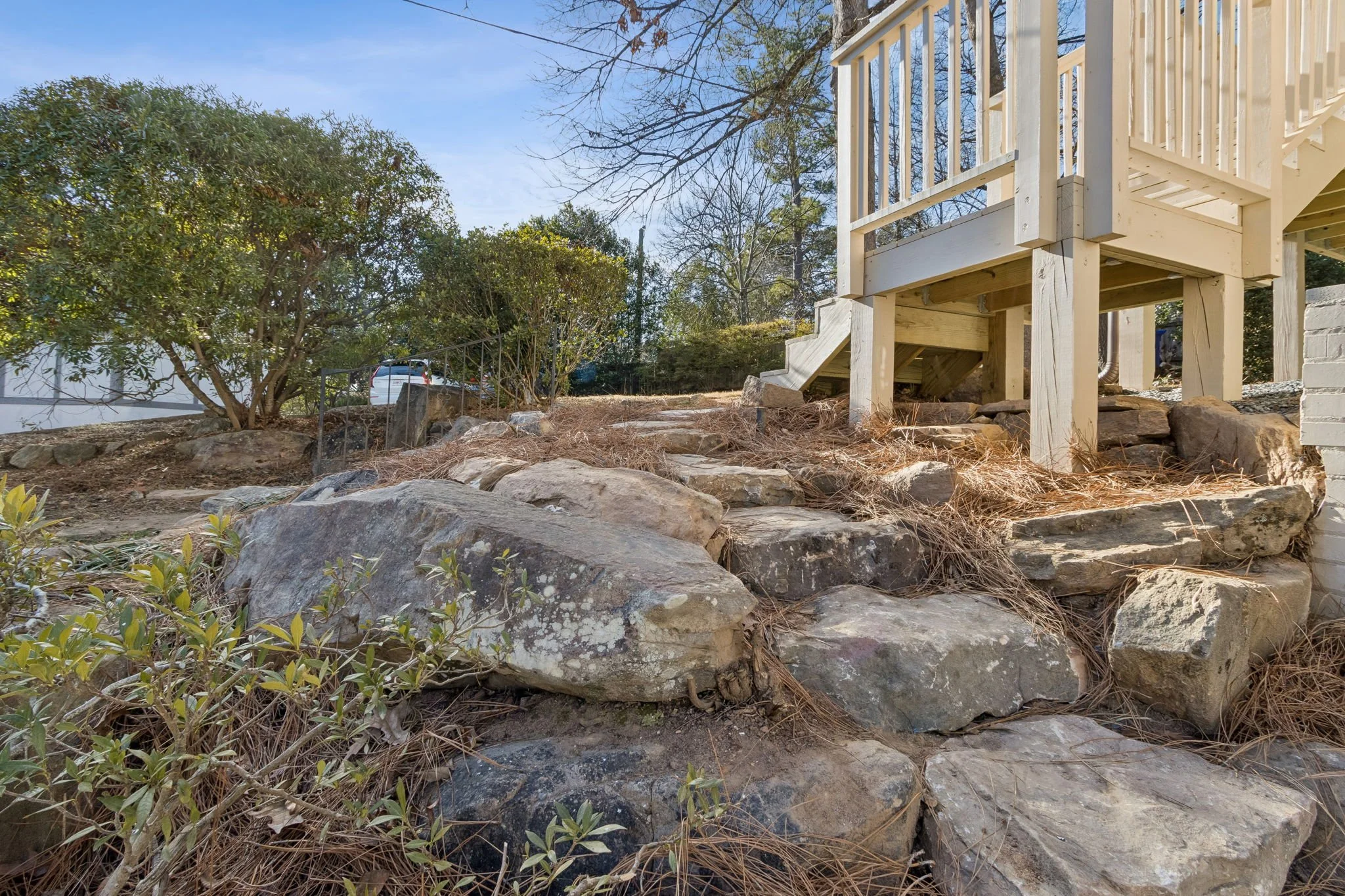 52-web-or-mls-1320 Harvard Rd-51.JPG