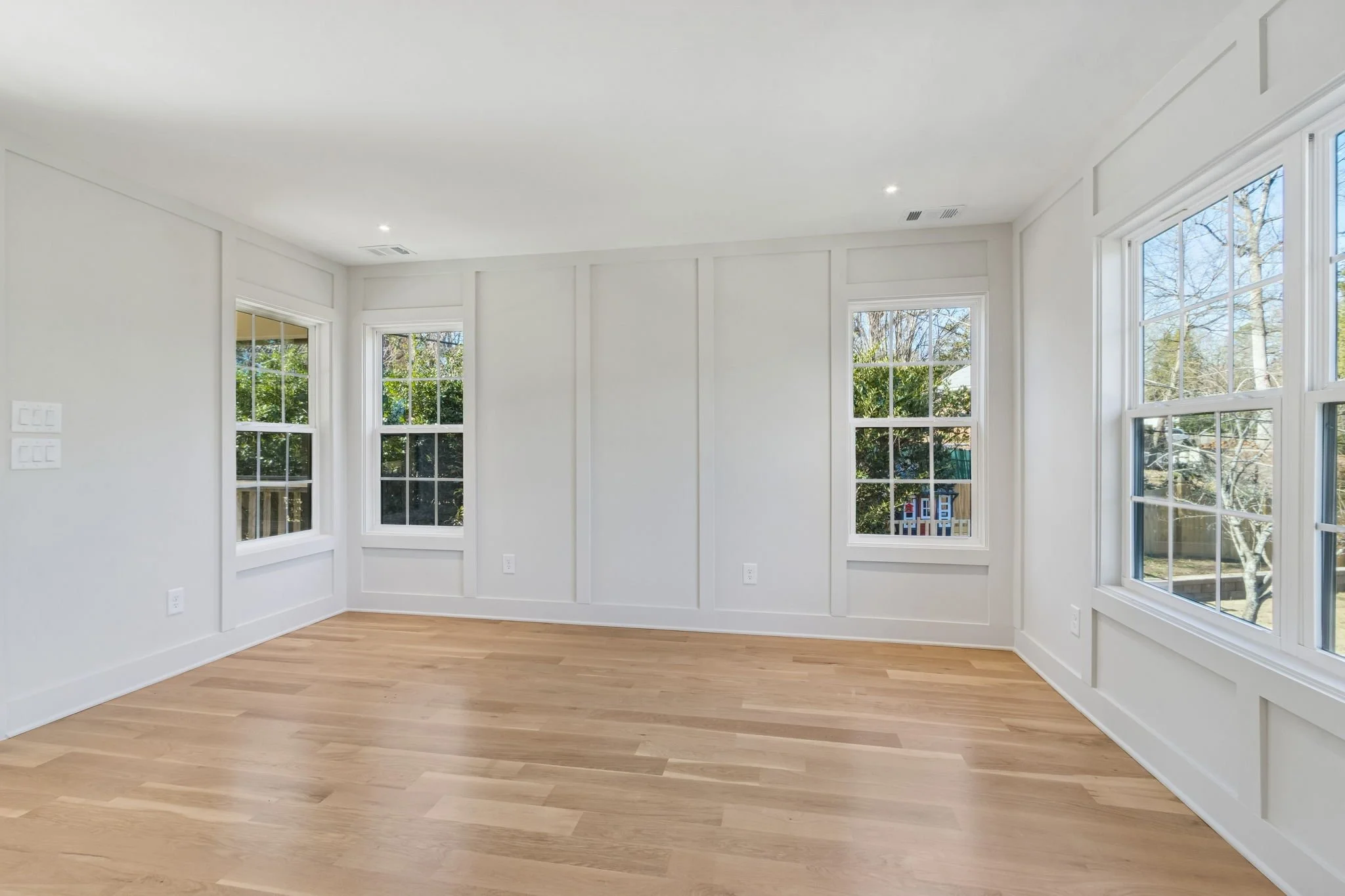 26-web-or-mls-1320 Harvard Rd-13.JPG
