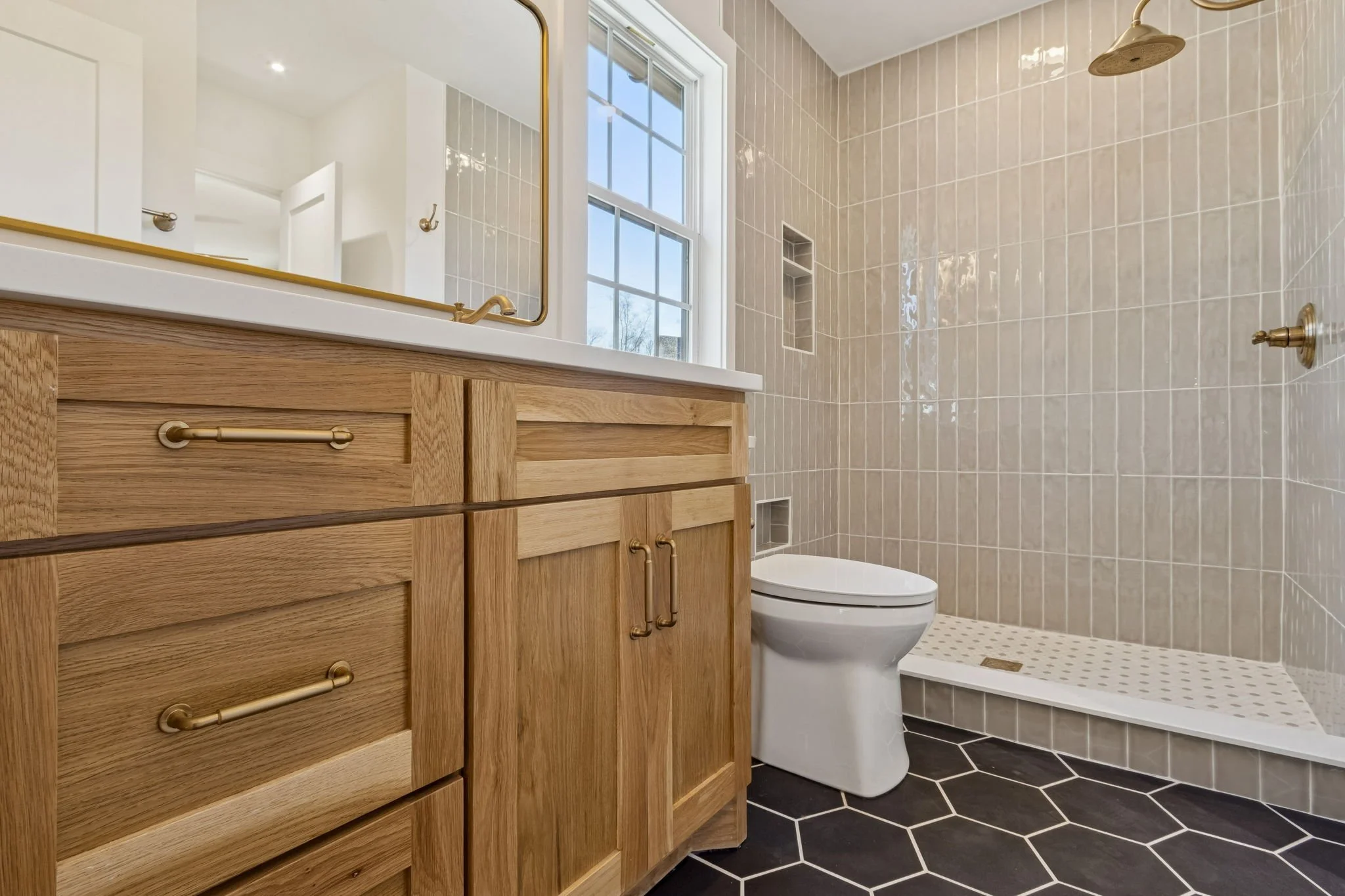 43-web-or-mls-1320 Harvard Rd-30.JPG