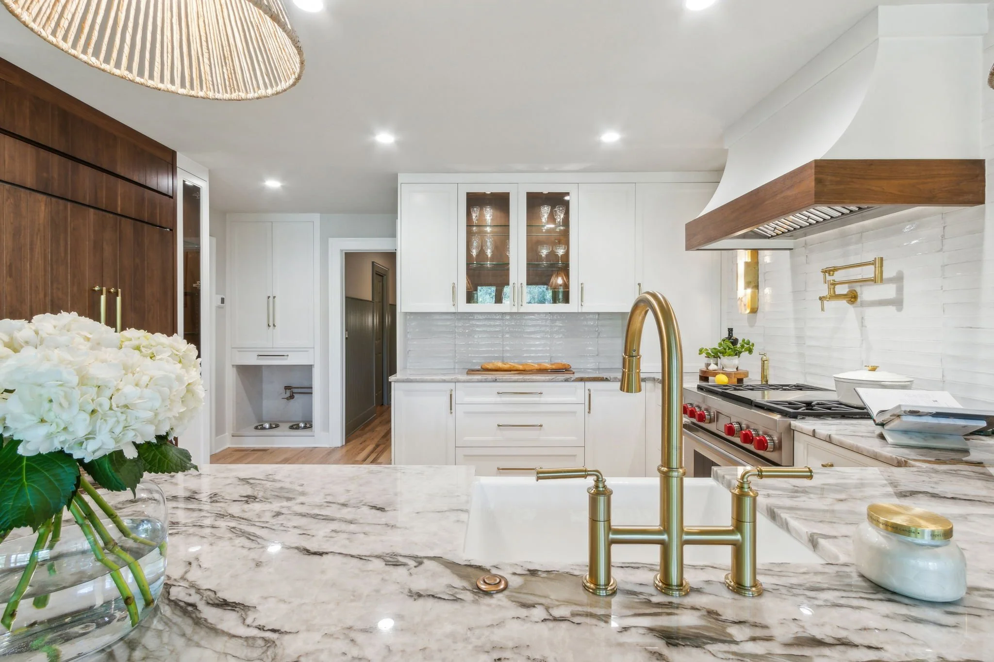 73-web-or-mls-4876 Newton Dr-22.jpg