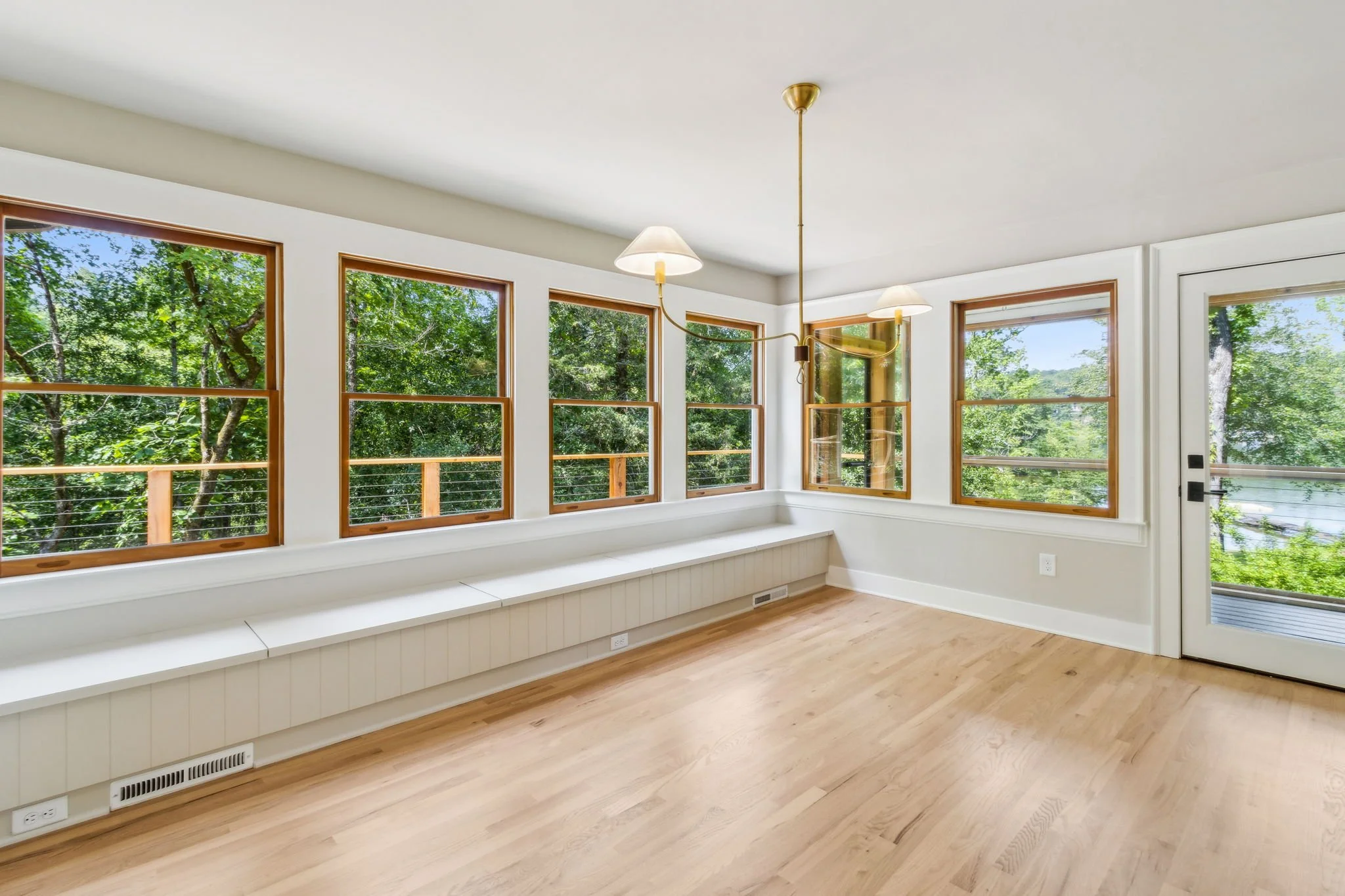 94-web-or-mls-4876 Newton Dr-43.jpg