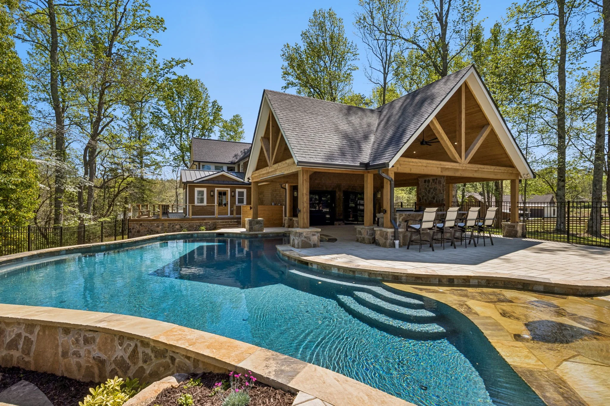 40-web-or-mls-4876 Newton Dr-40.JPG