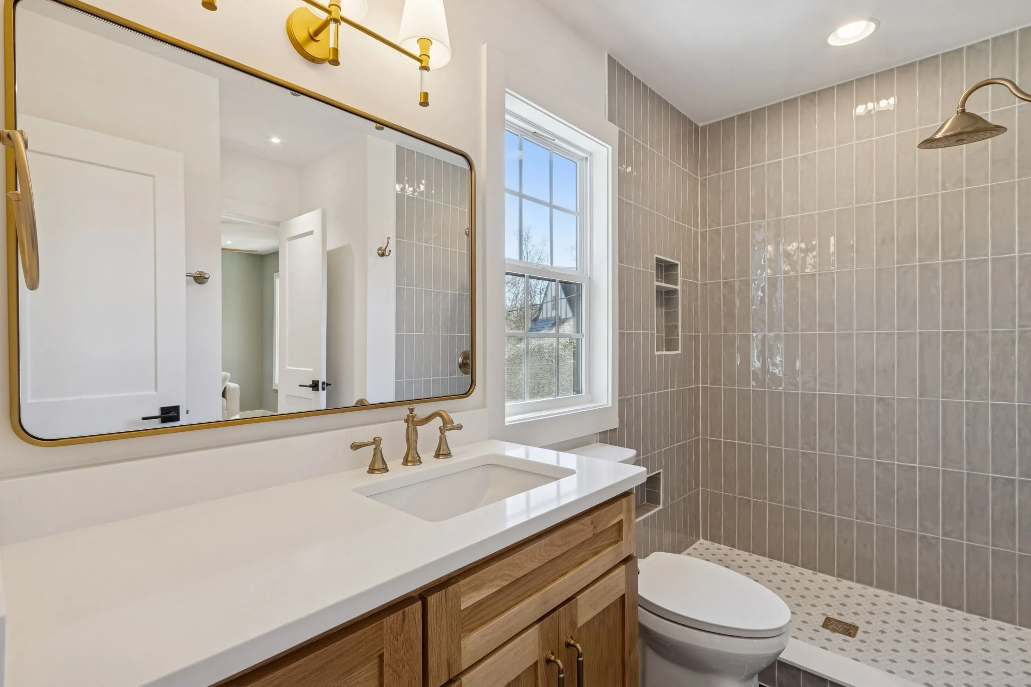 39-web-or-mls-1320 Harvard Rd-26.JPG