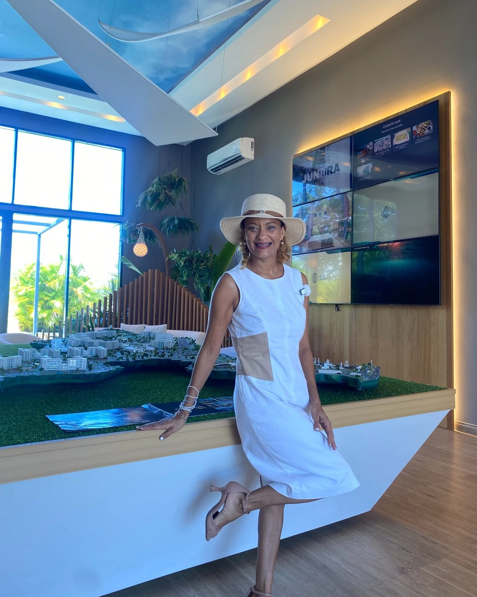 Las mejores decisiones se toman con informaci&oacute;n y visi&oacute;n. 📊👀
Explorando Cruise On Land, un proyecto que combina ubicaci&oacute;n 📍, proyecci&oacute;n 📈 y rentabilidad 💰.
.
#realestate #puntacana #inversioninmobiliaria #CruiseOnLand