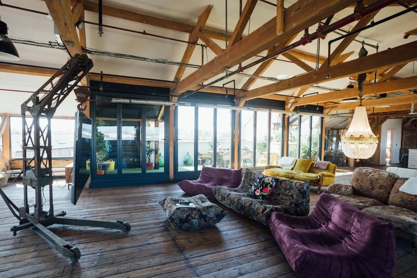 Now to just decide who I&rsquo;m taking &hellip;. 

😴Sleeps up to 12 

🥳Party up to 100